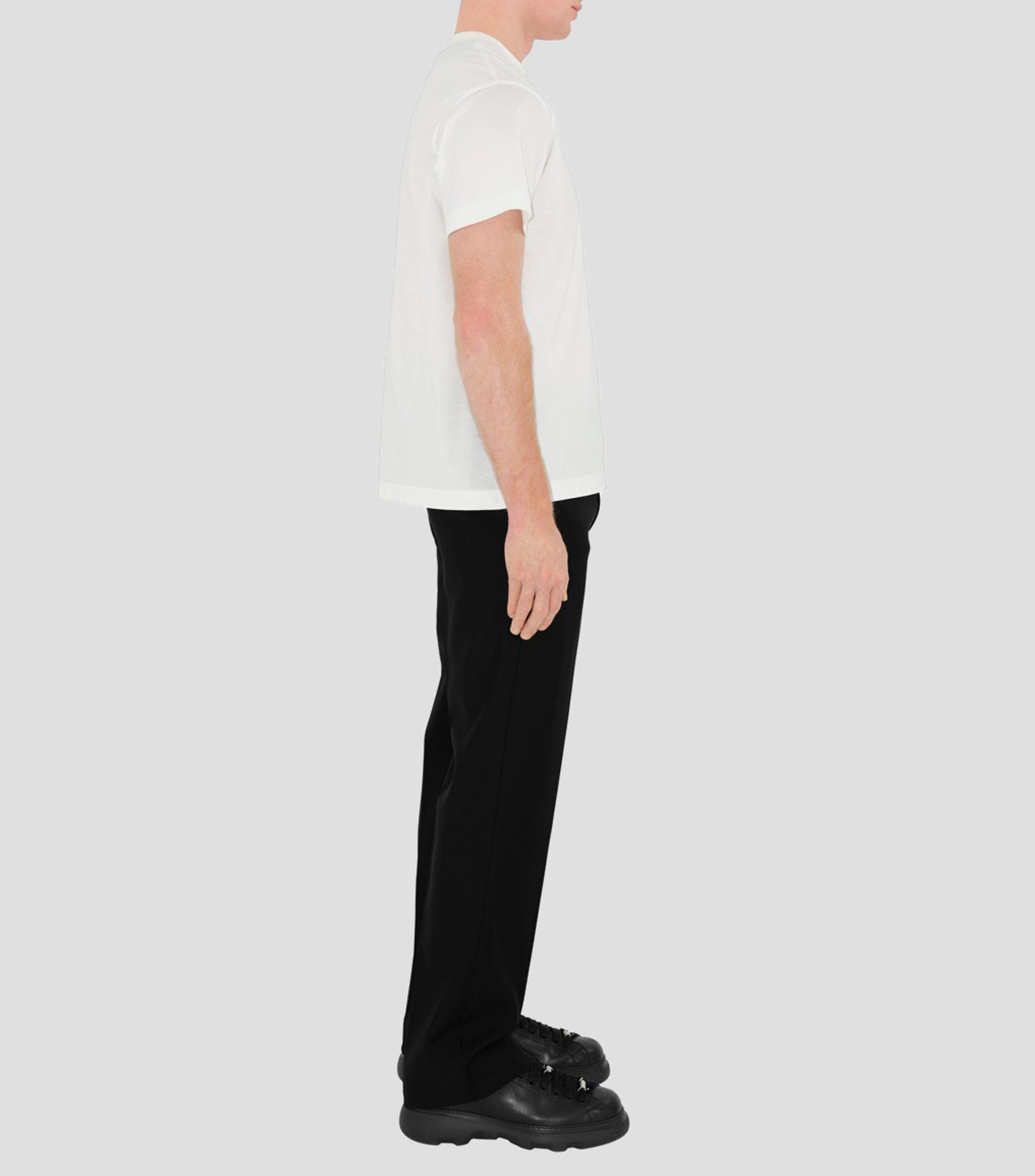 Playera cuello redondo manga corta lisa Hombre