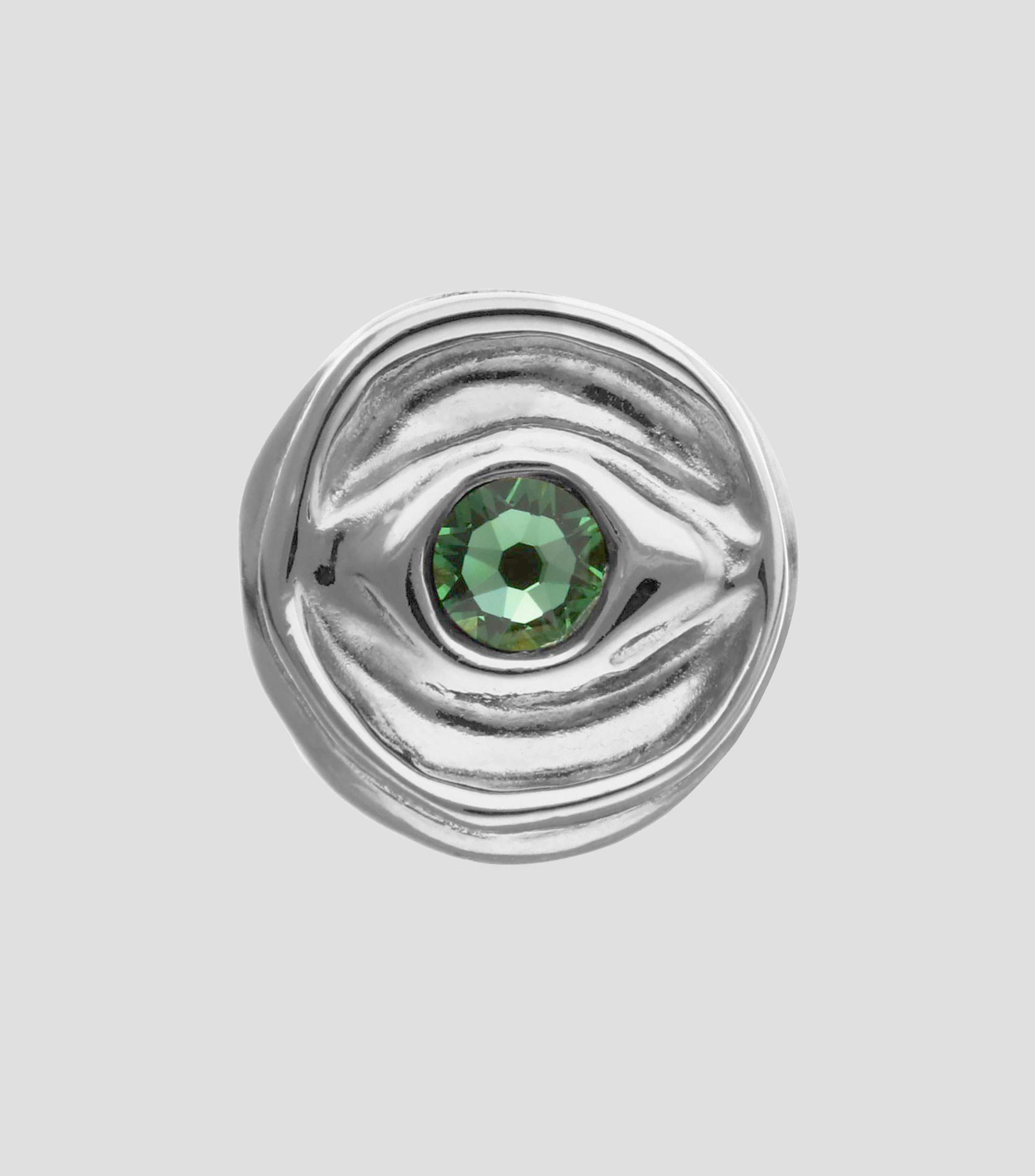 Anillo con pedrería de color verde Unisex