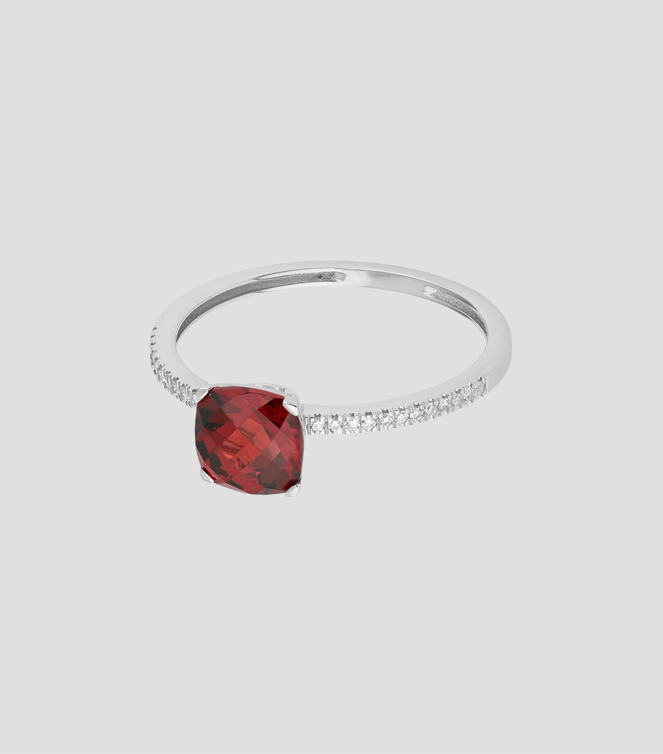 Anillo en oro blanco de 18 kilates con granate y diamantes Mujer
