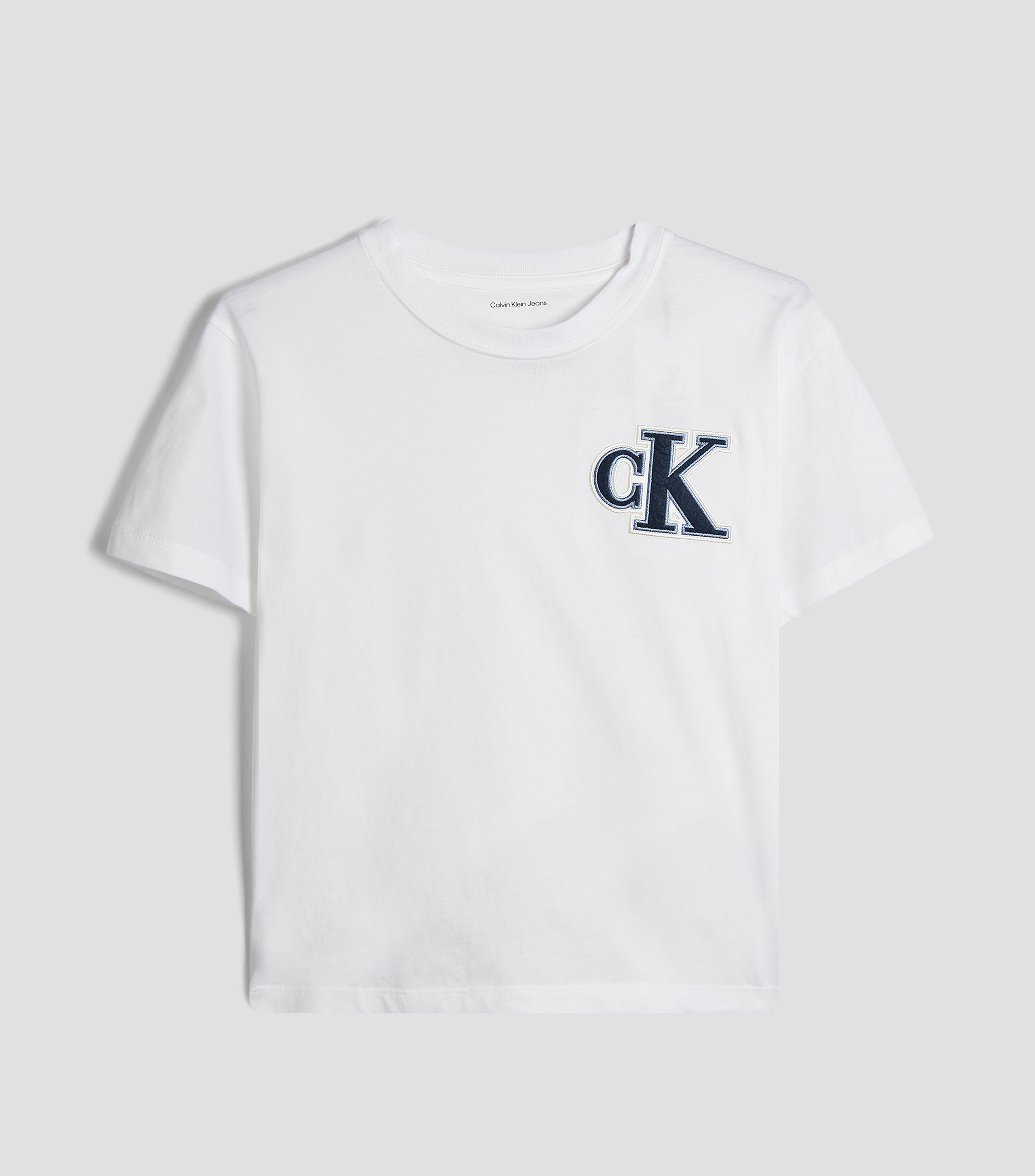 Playera cuello redondo manga corta lisa con bordado Niños