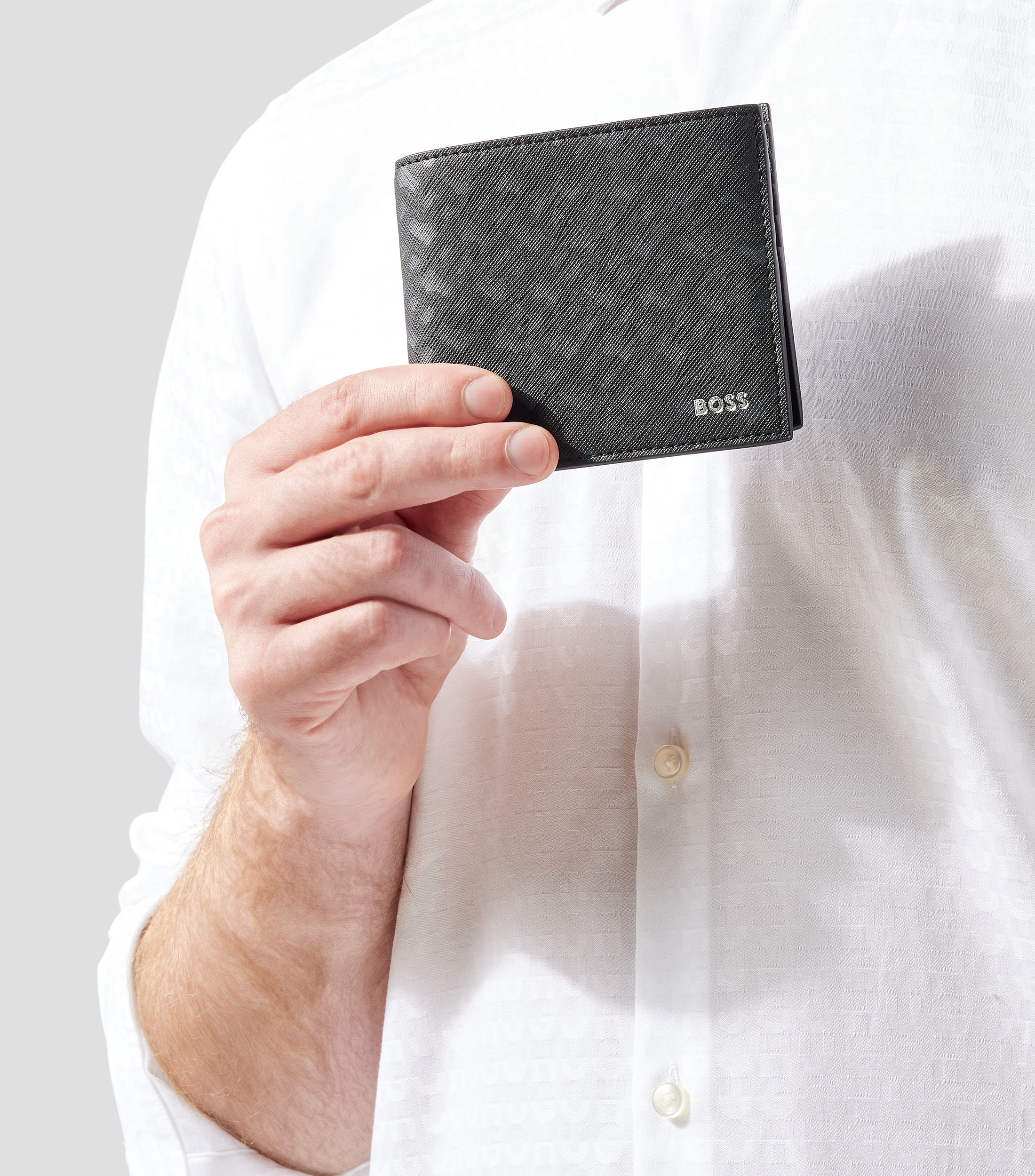 Cartera con monograma y logotipo metalizado en relieve Hombre