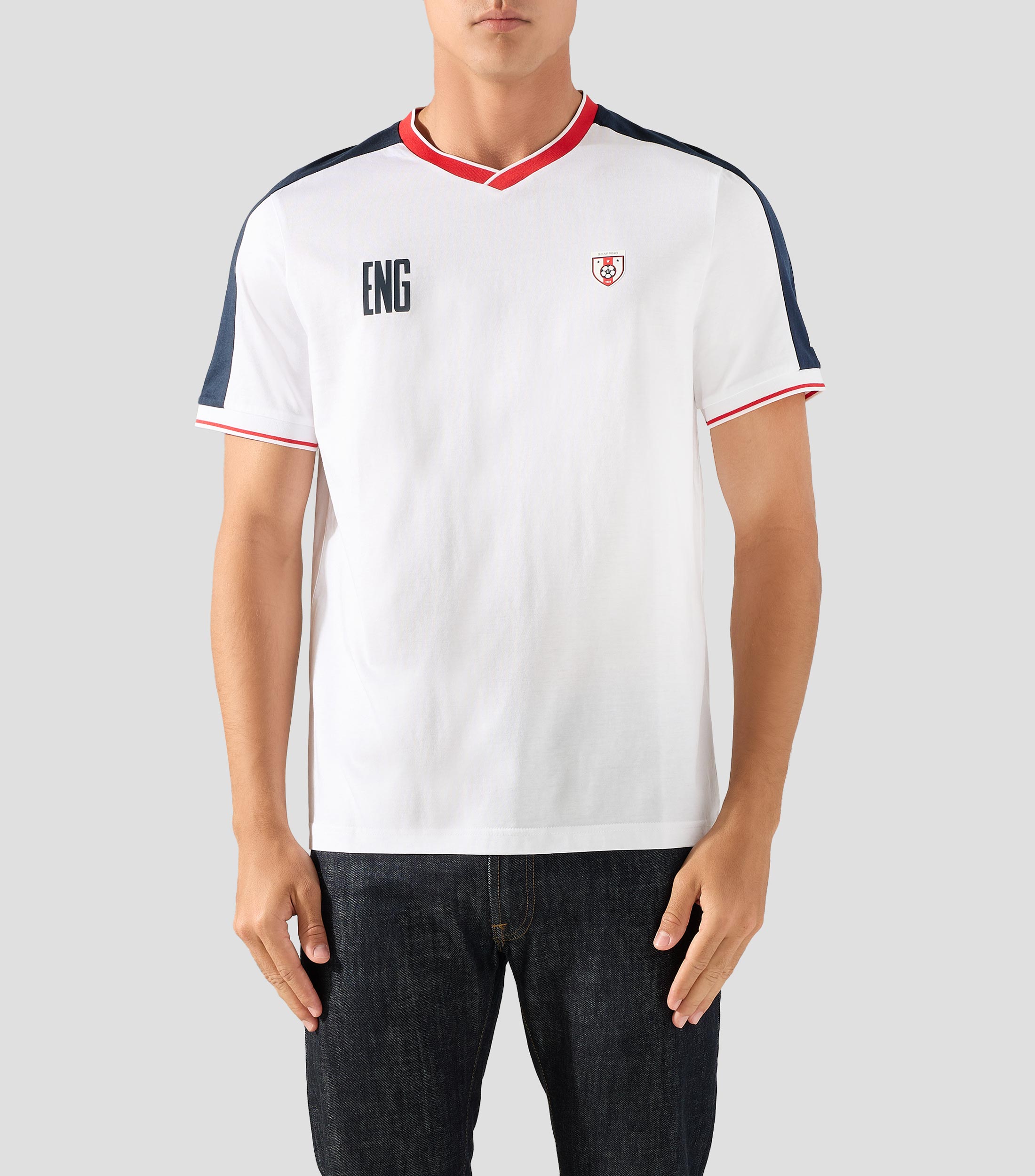 Playera cuello V manga corta lisa Inglaterra Hombre