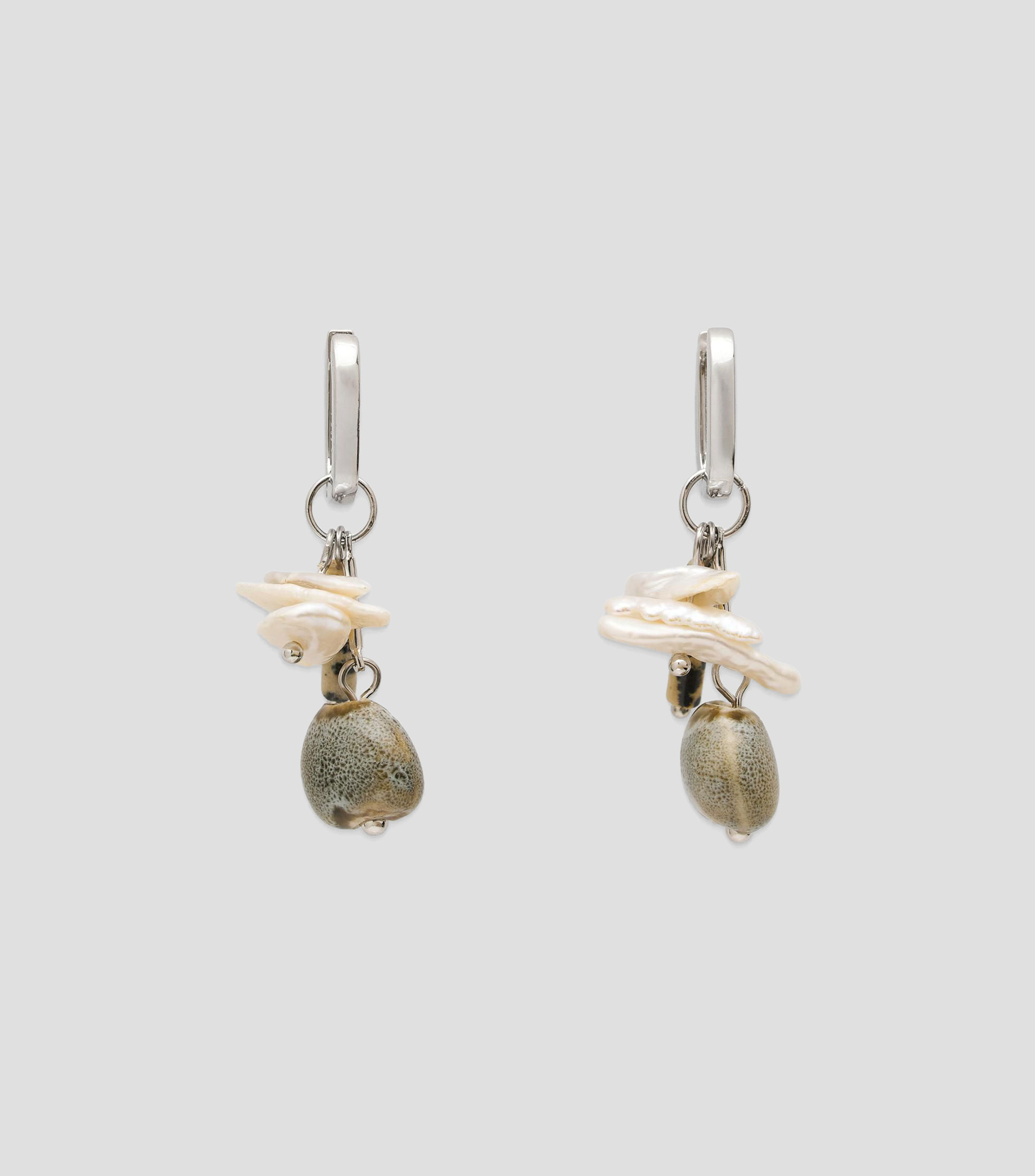 Aretes con perla natural Mujer