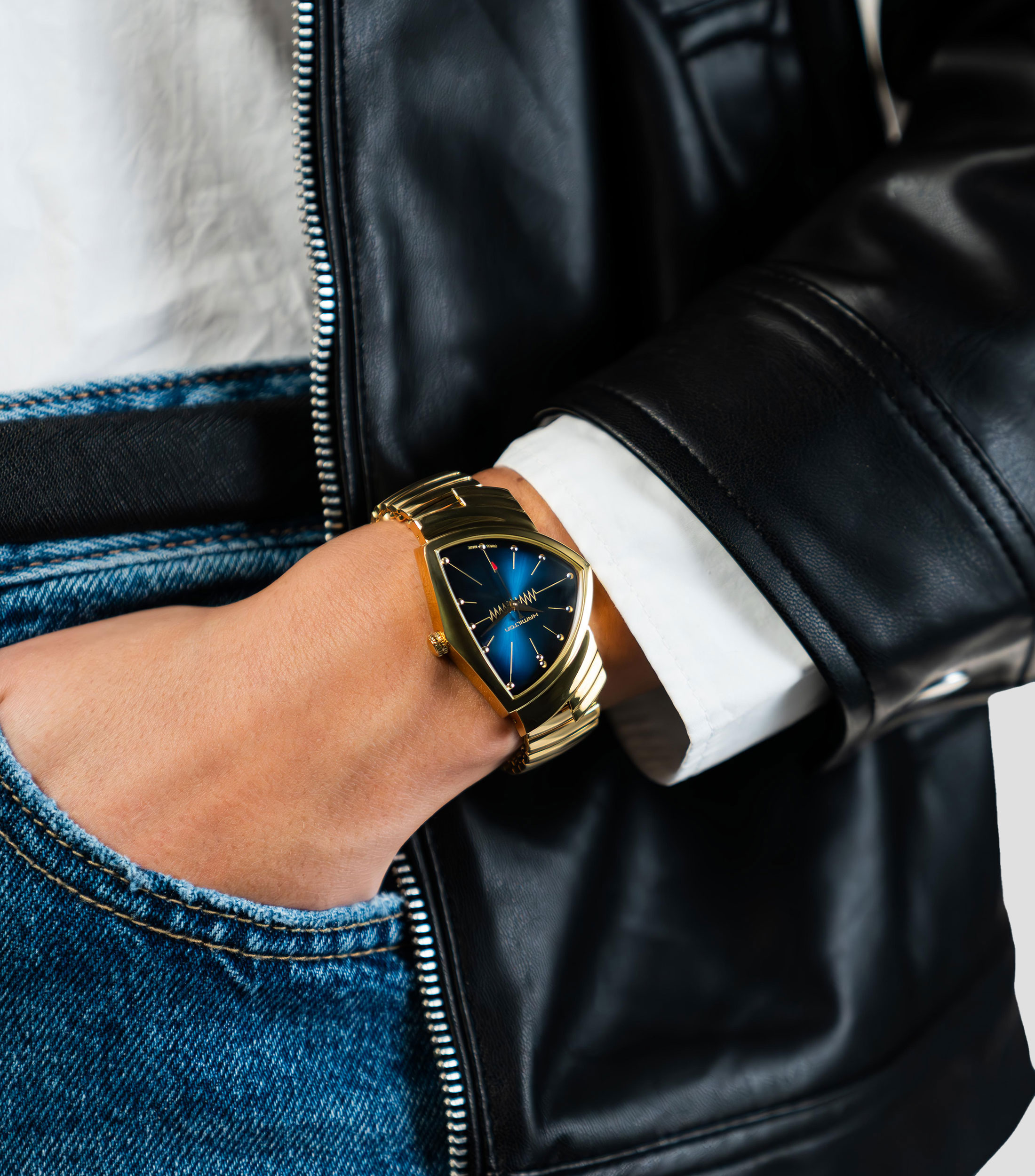 Reloj Unisex Ventura De vestir, Dorado