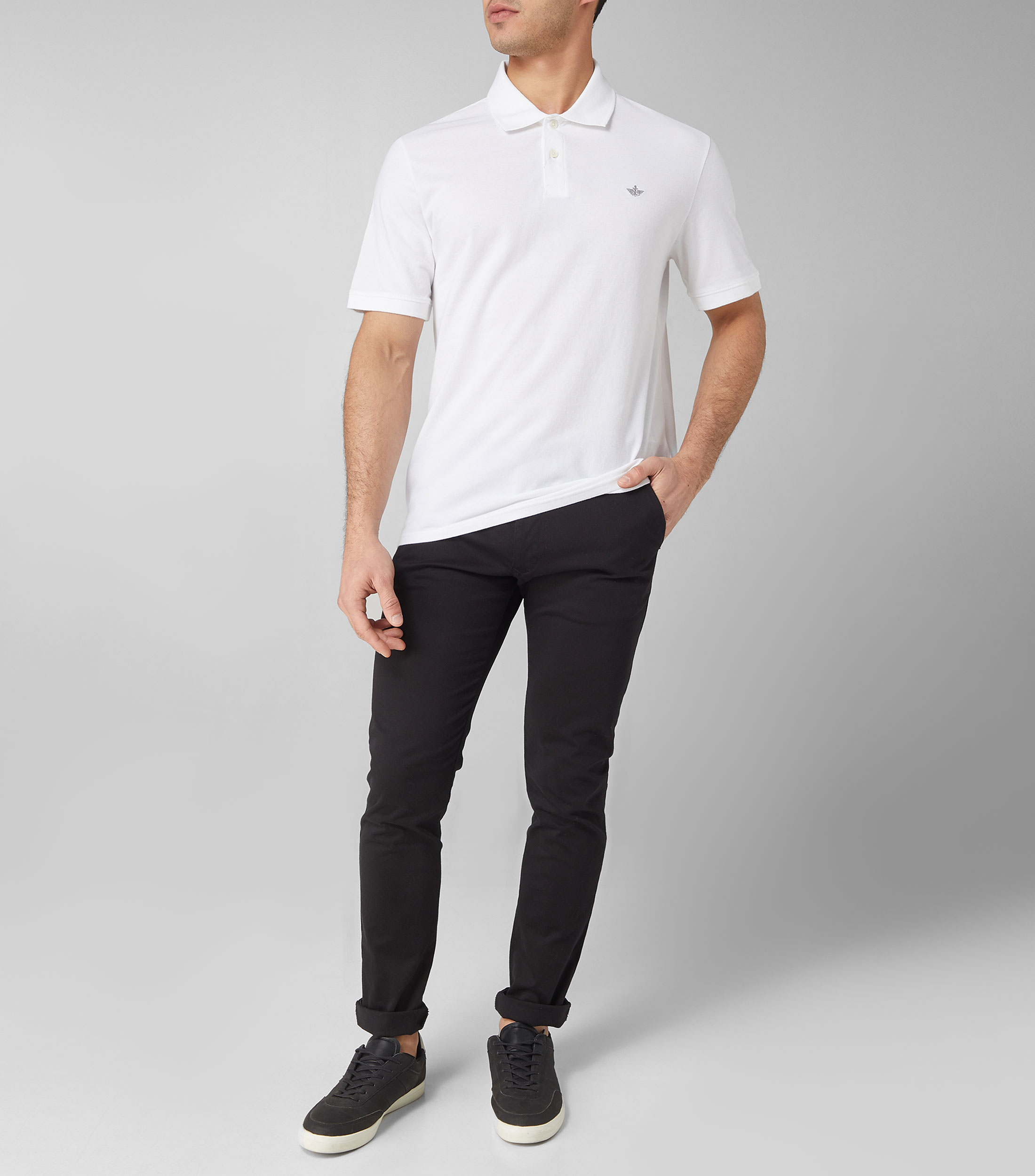 Playera tipo Polo blanca de manga corta Hombre