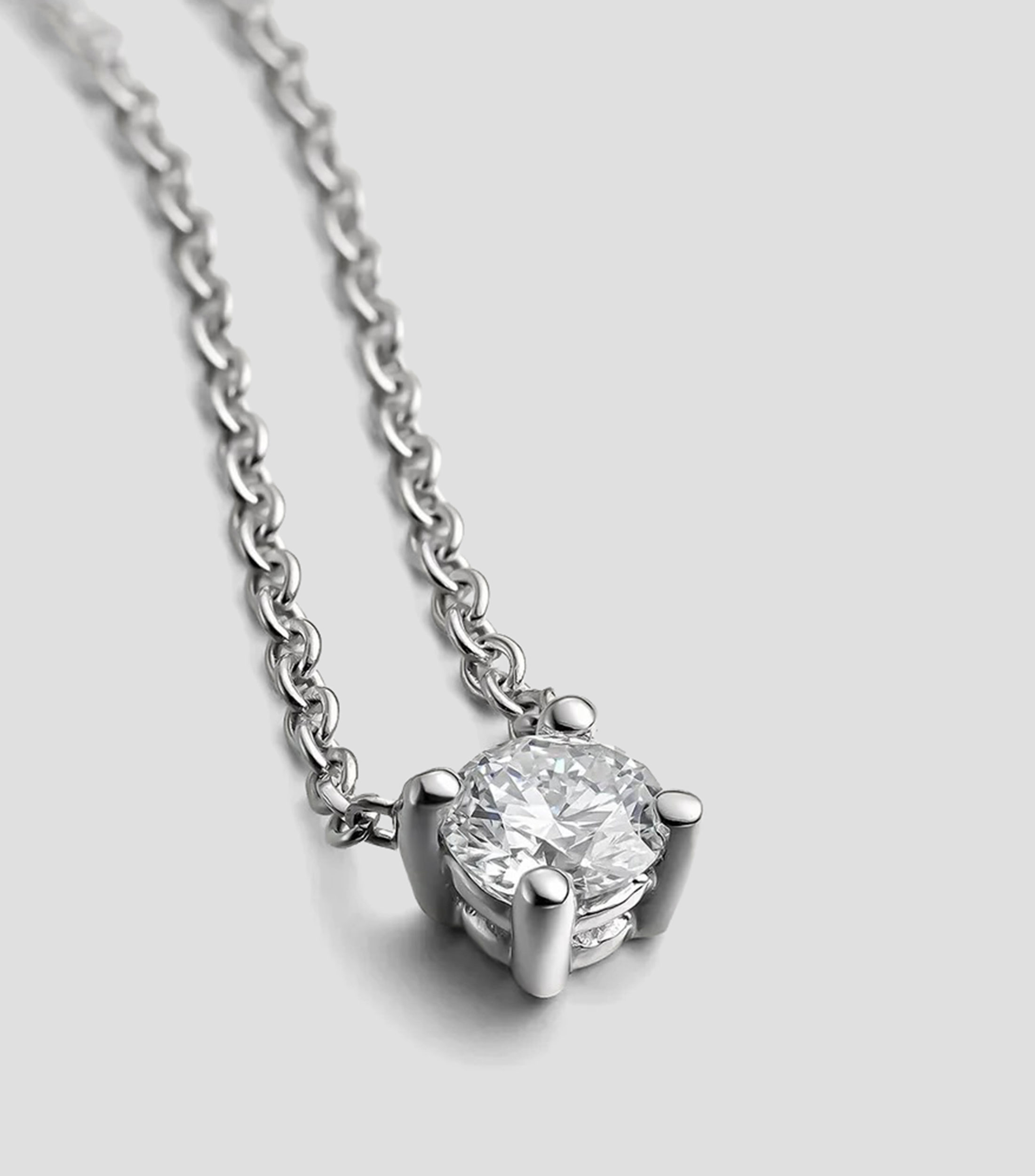 Collar Solitario en Oro blanco de 18 Kilates con diamante Mujer