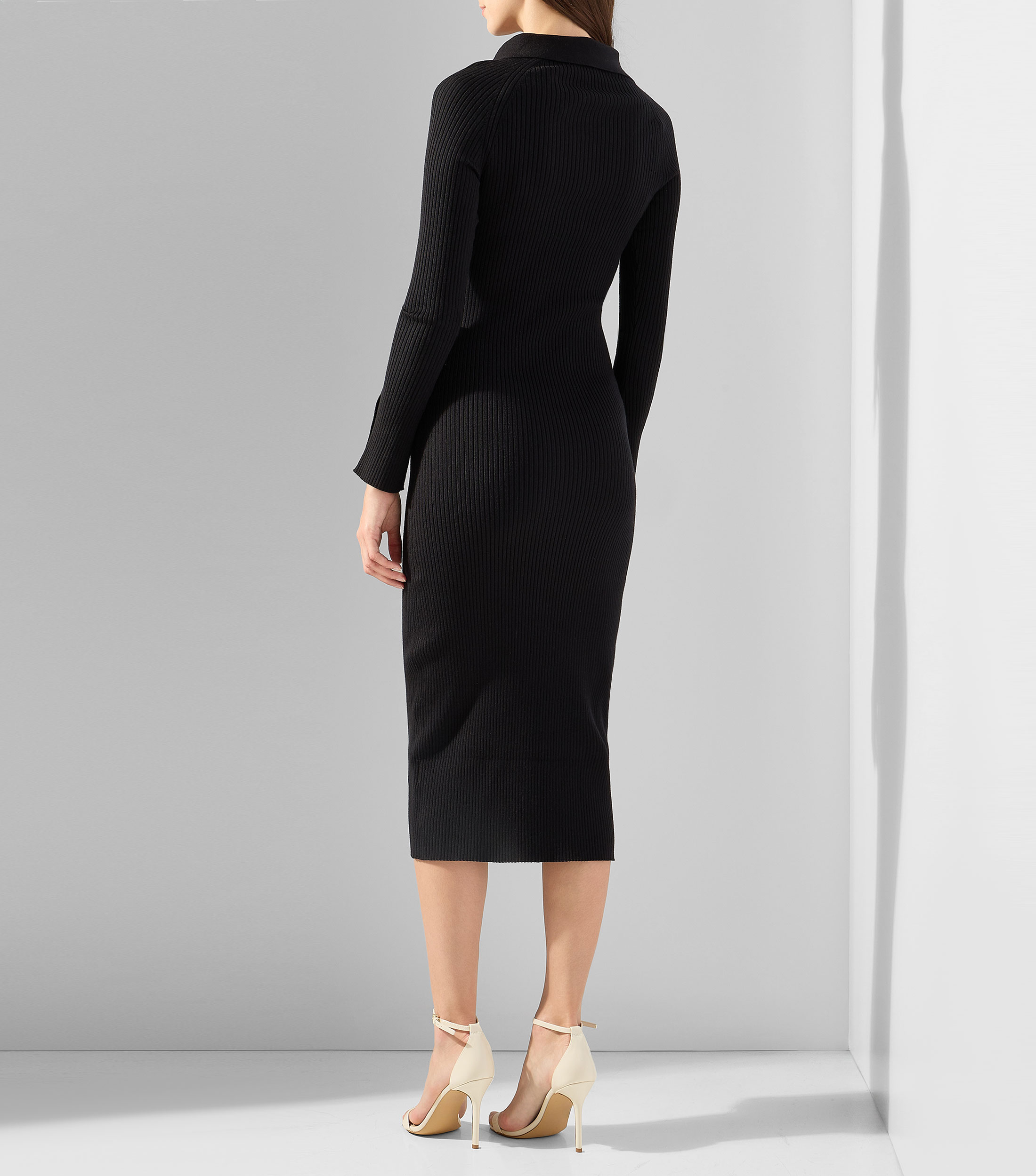 Vestido midi manga larga liso Mujer