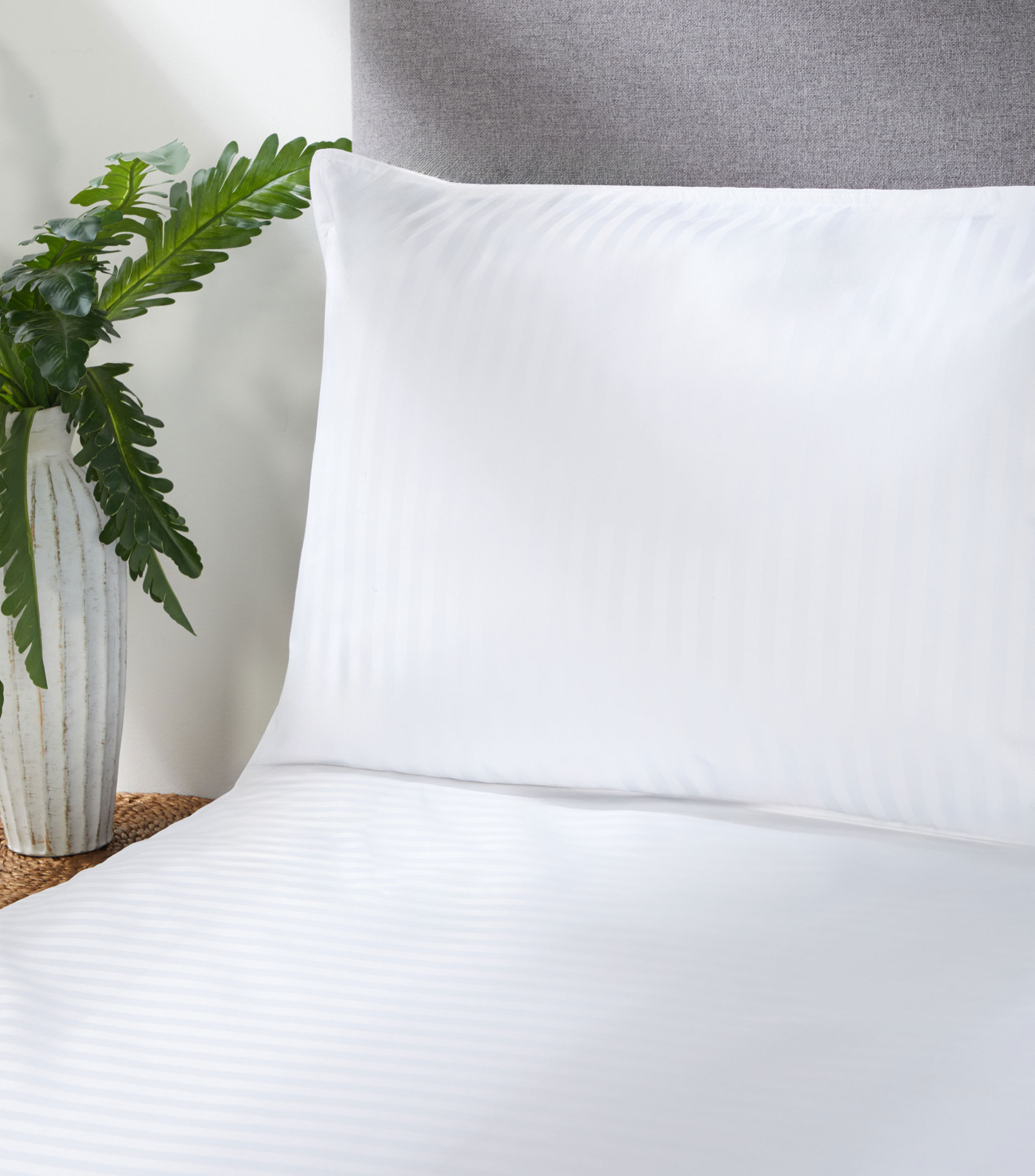 Funda protectora para almohada estándar blanca