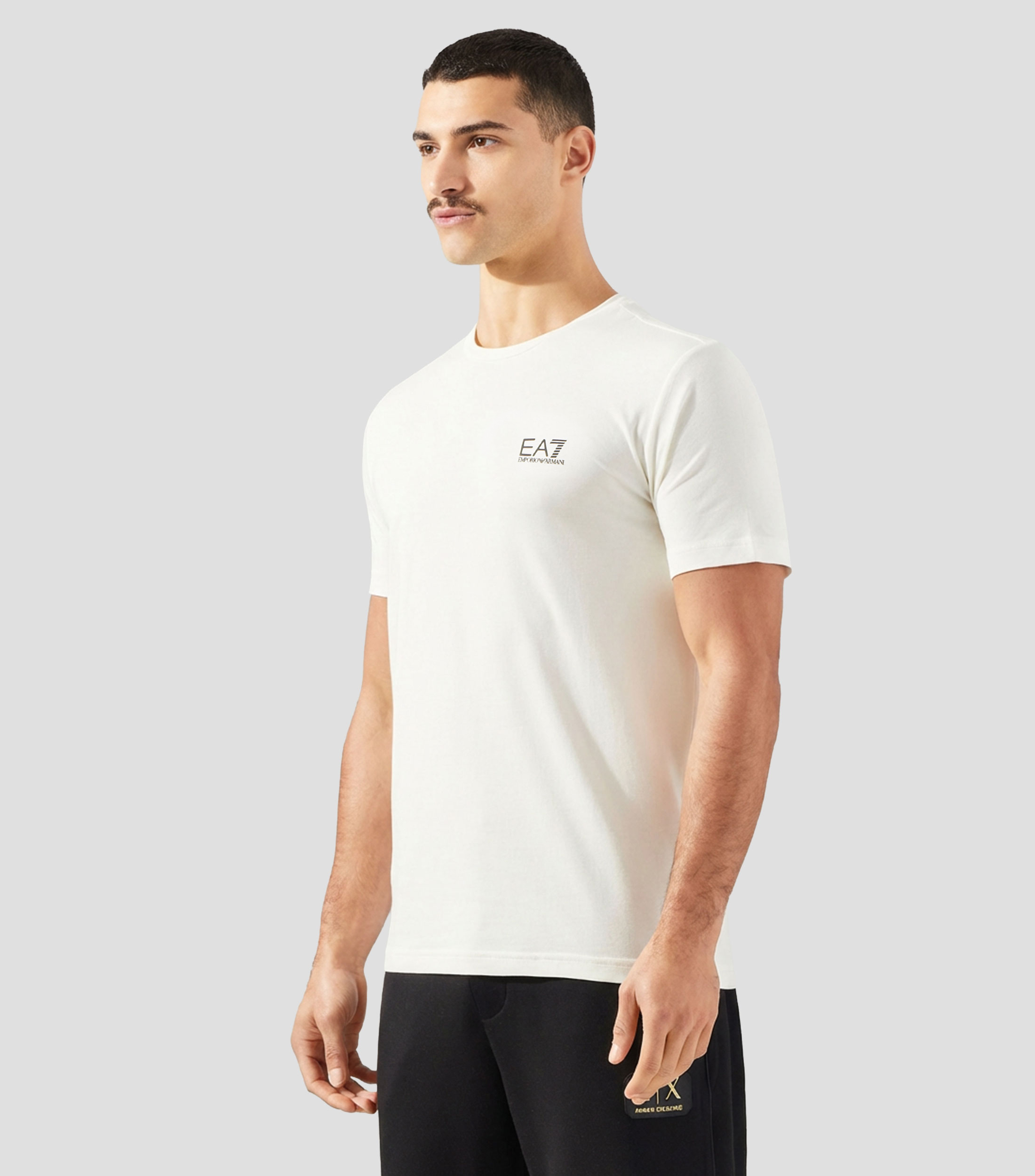 Playera cuello redondo manga corta lisa Hombre