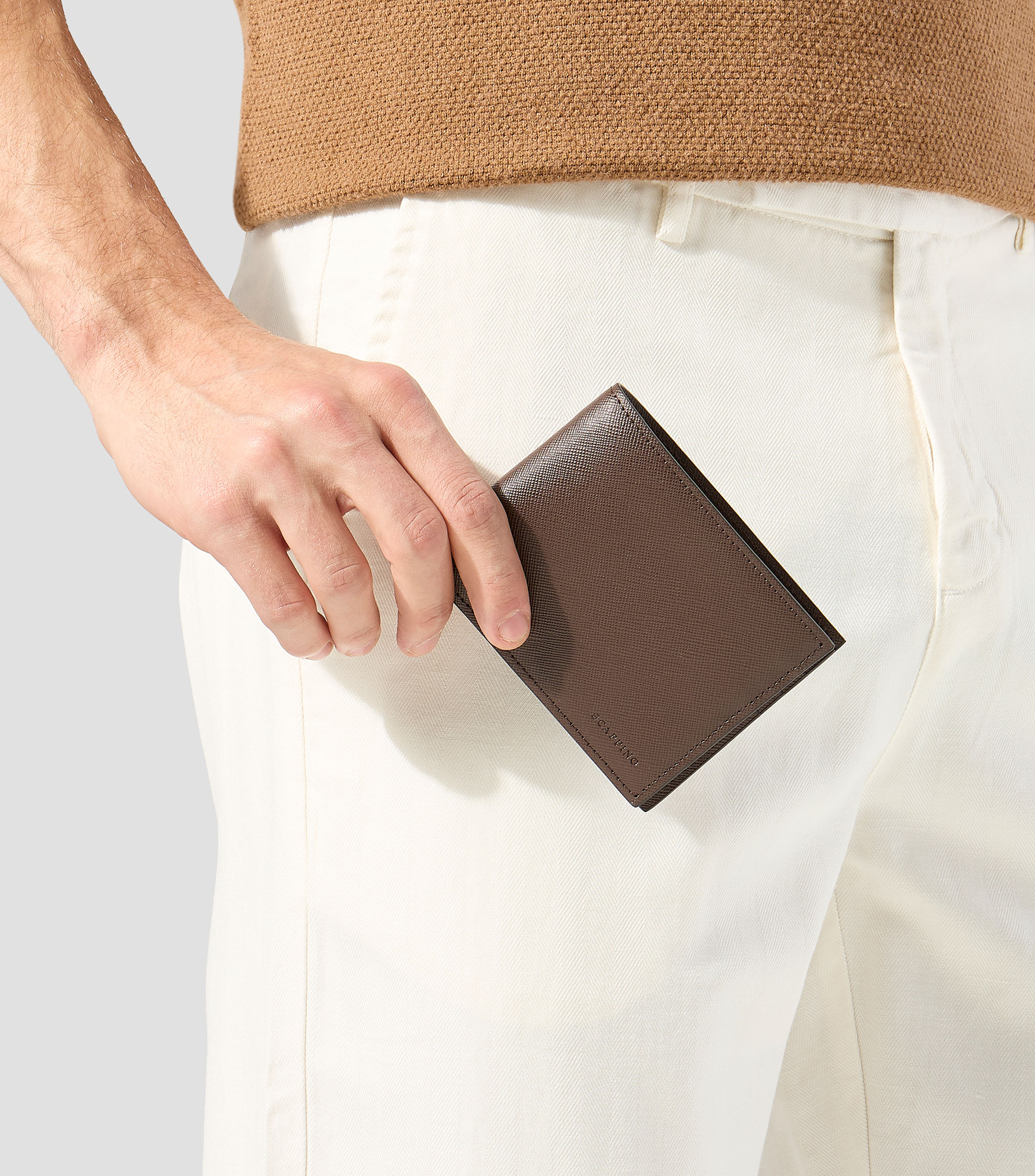 Cartera bifold en piel granulada Hombre