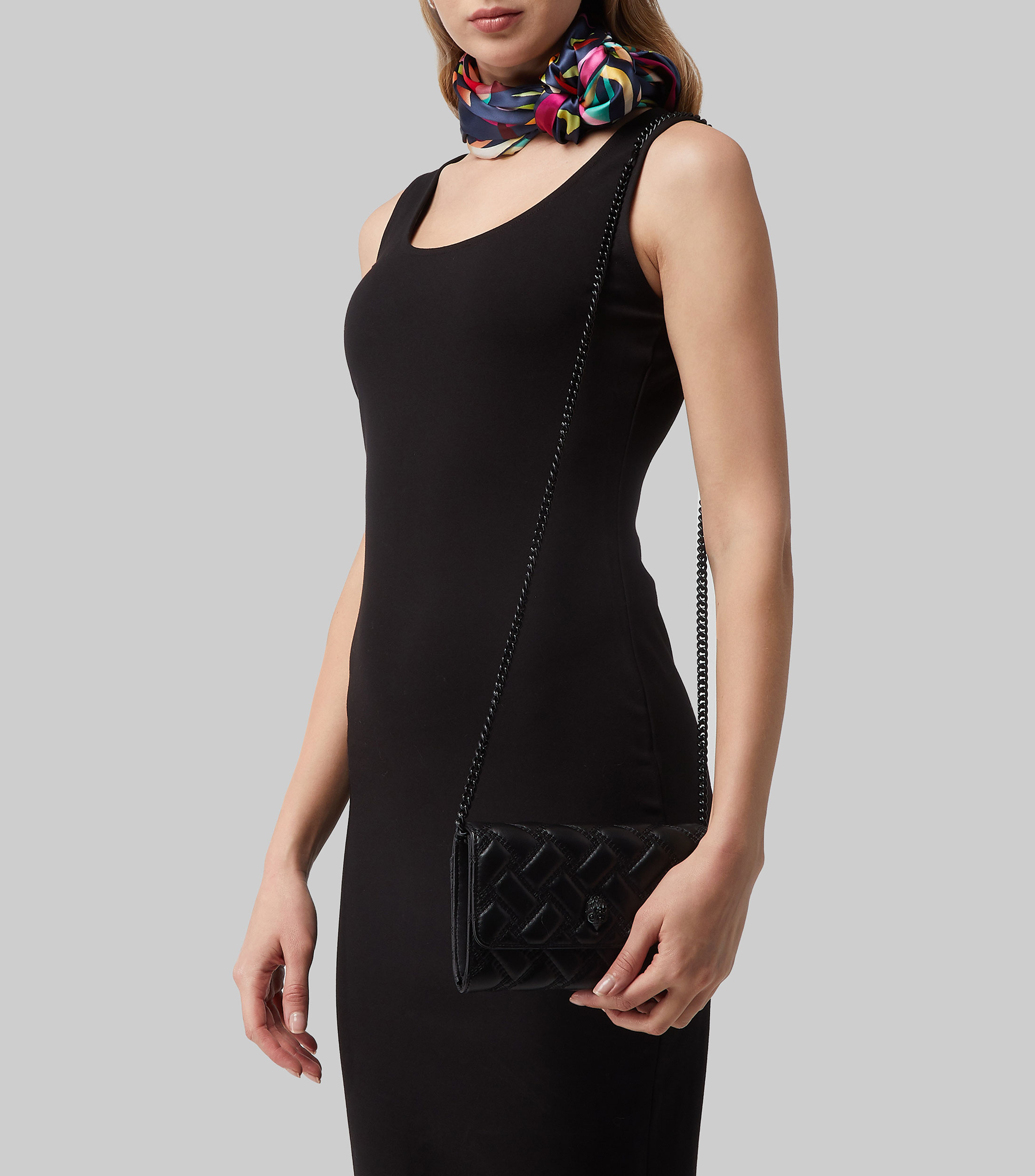 Cartera en Piel Capitonada Mujer