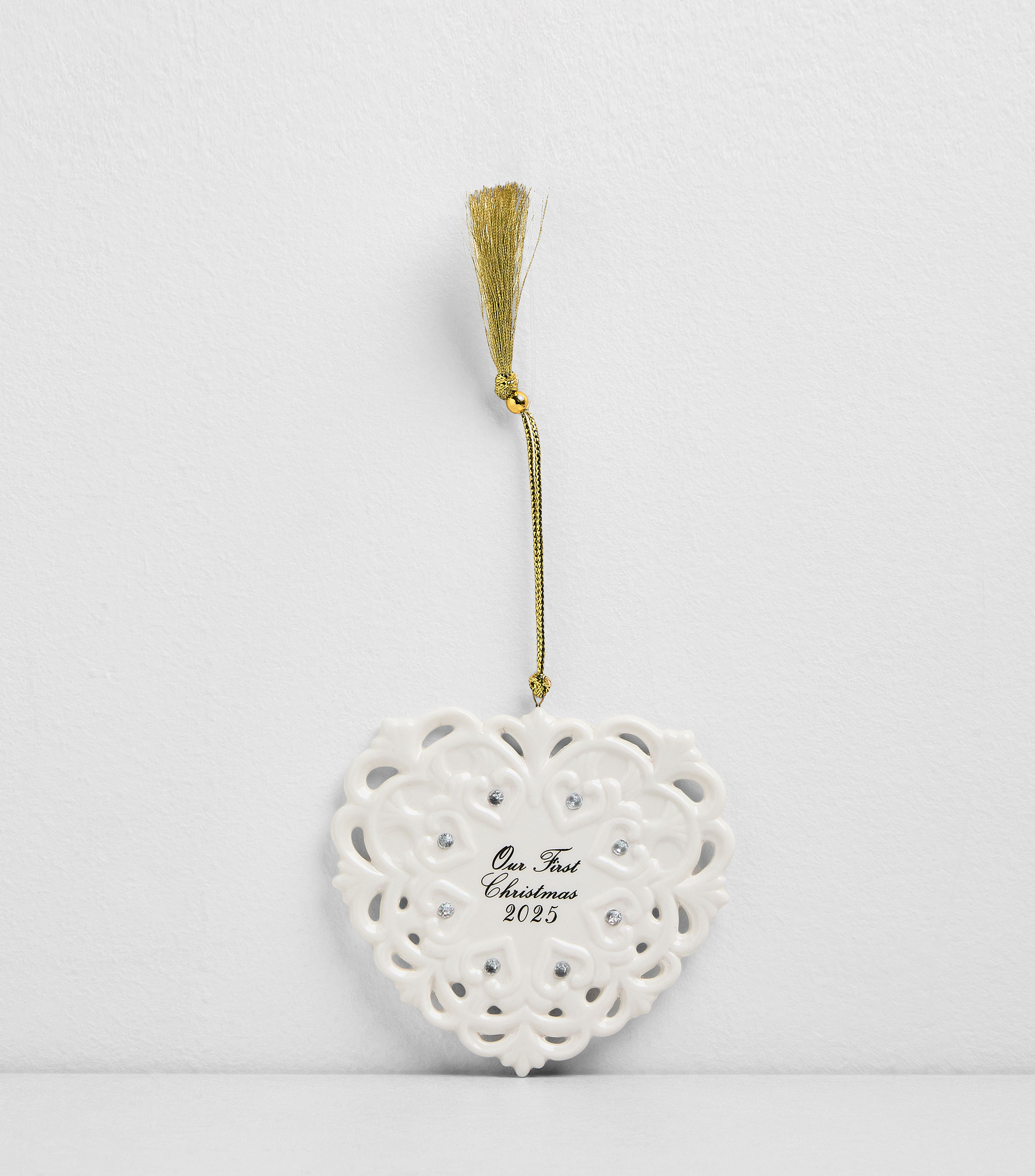 Ornamento navideño, Corazón 2025 Christmas Classics en porcelana