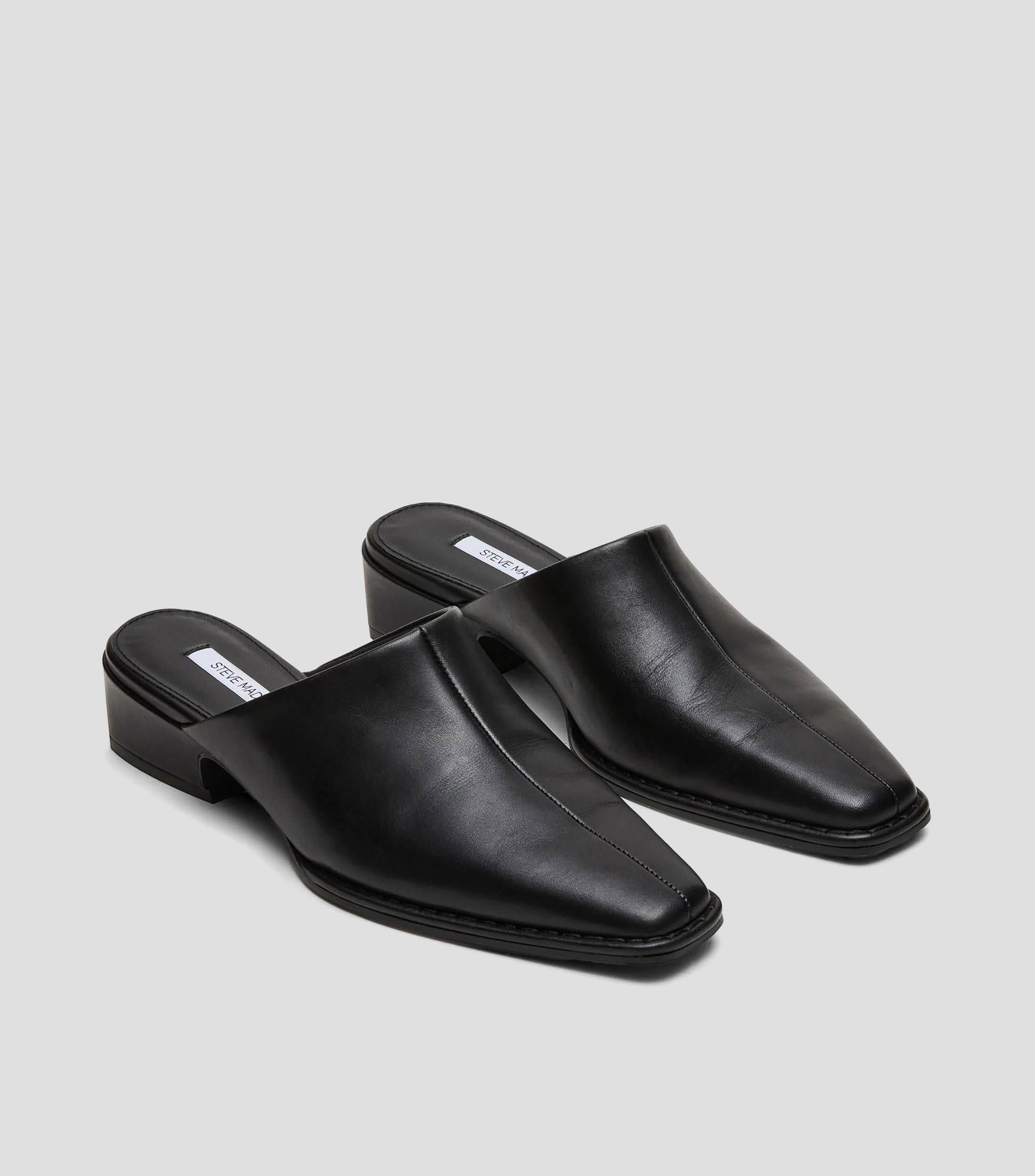 Zapatos casuales slip on con tacón bajo cuadrado en piel Mujer