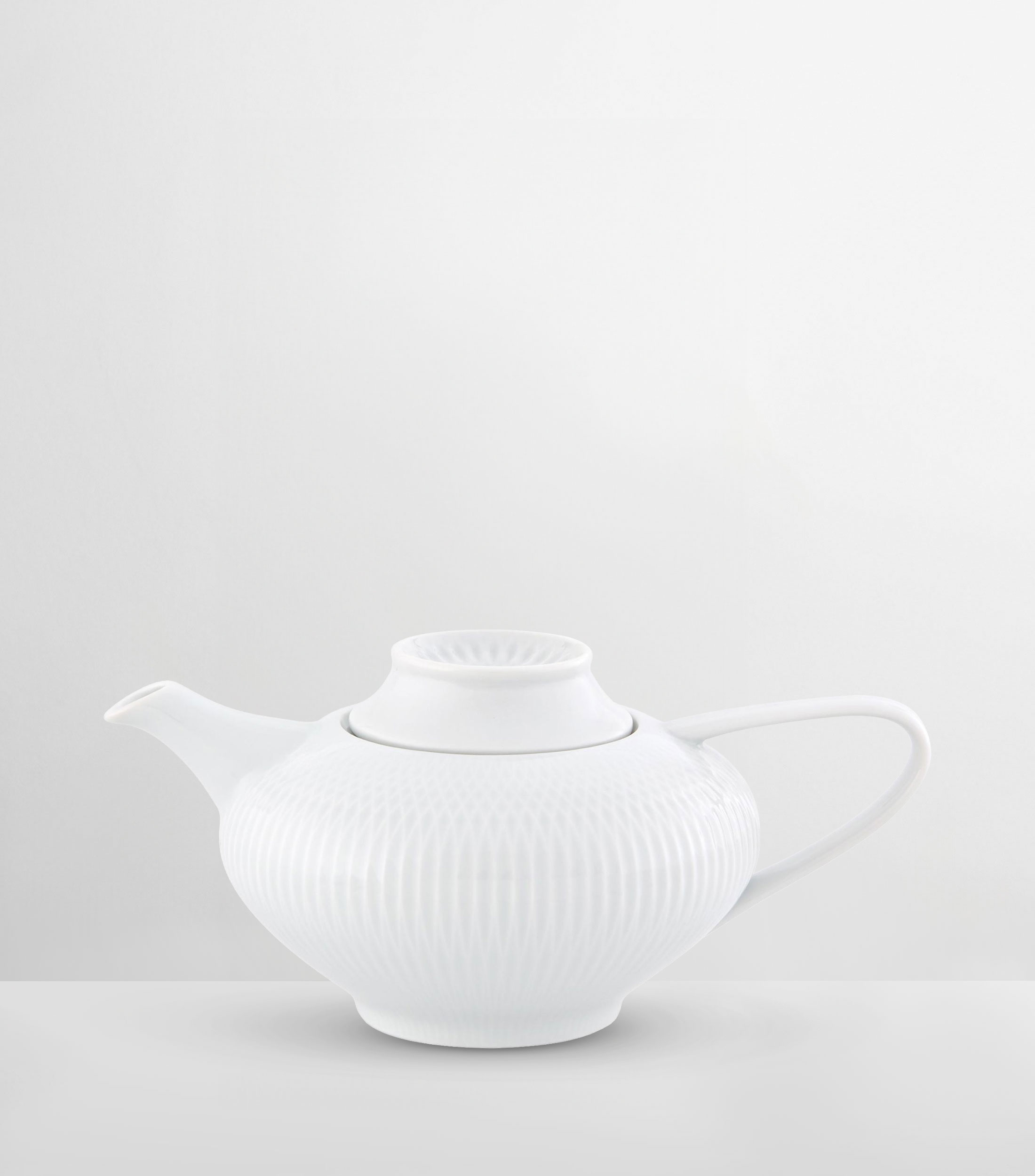 Tetera pequena Utopia en porcelana