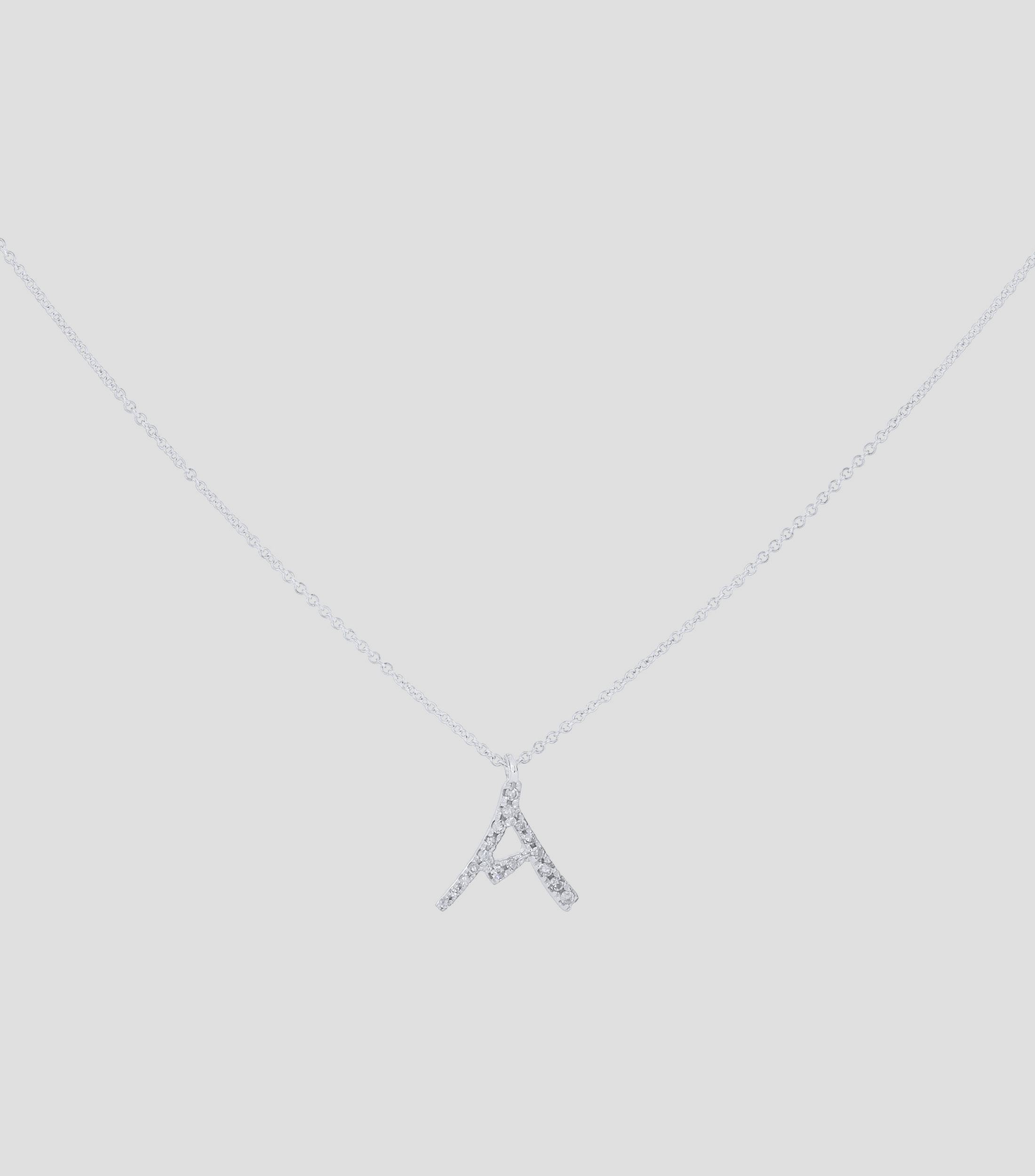 Dije en letra "A" y cadena en Oro blanco 14 Kts Mujer