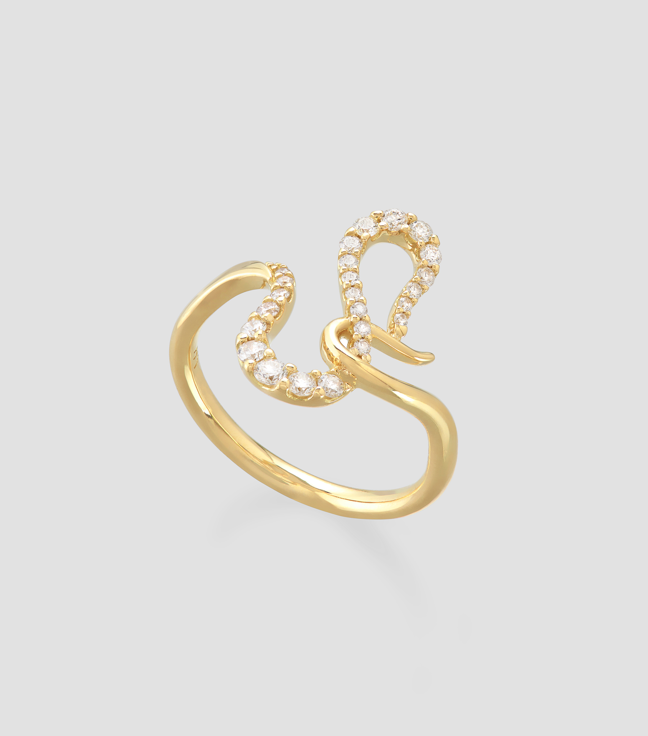 Anillo en oro amarillo de 18 Kilates con diamante Mujer