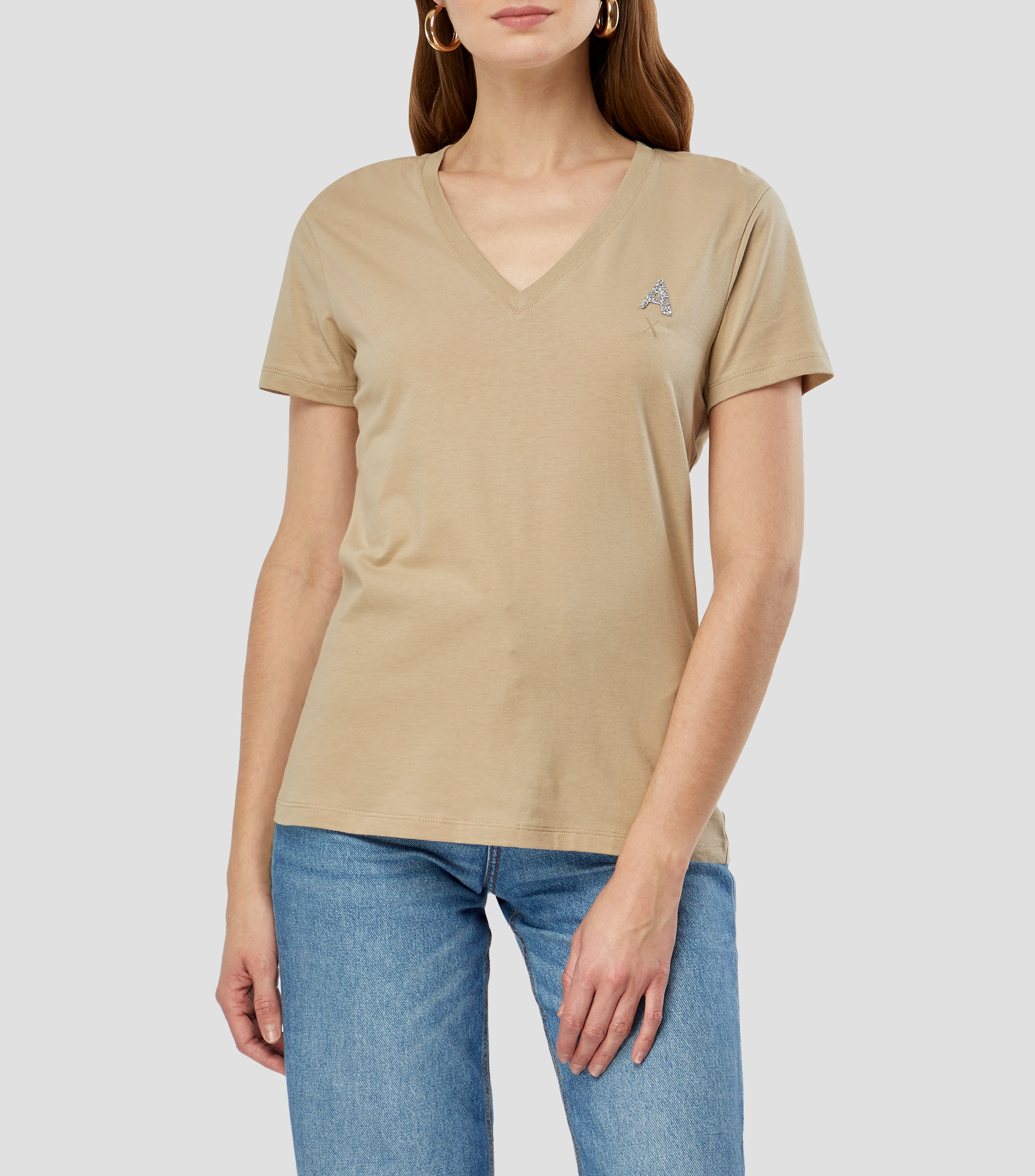 Playera cuello V manga corta lisa Mujer