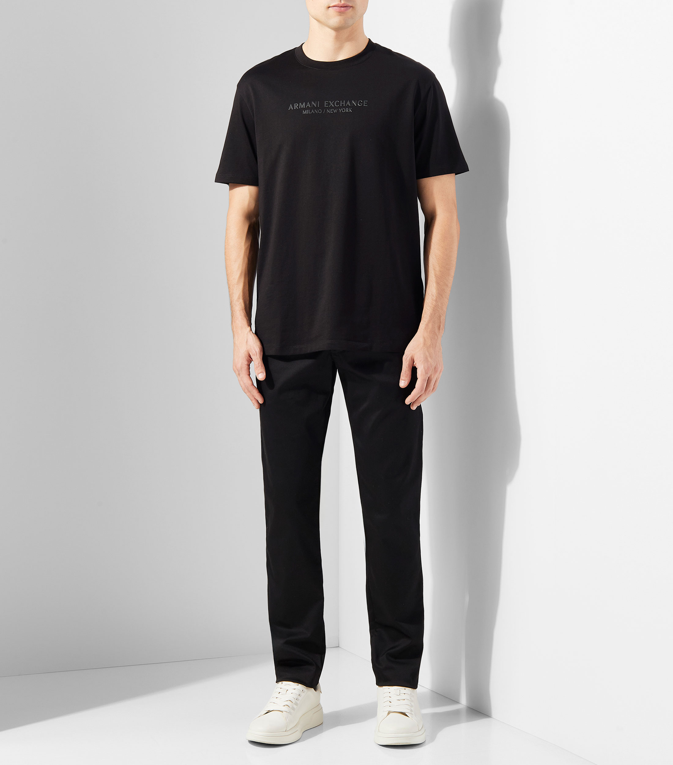 Playera cuello redondo manga corta Hombre