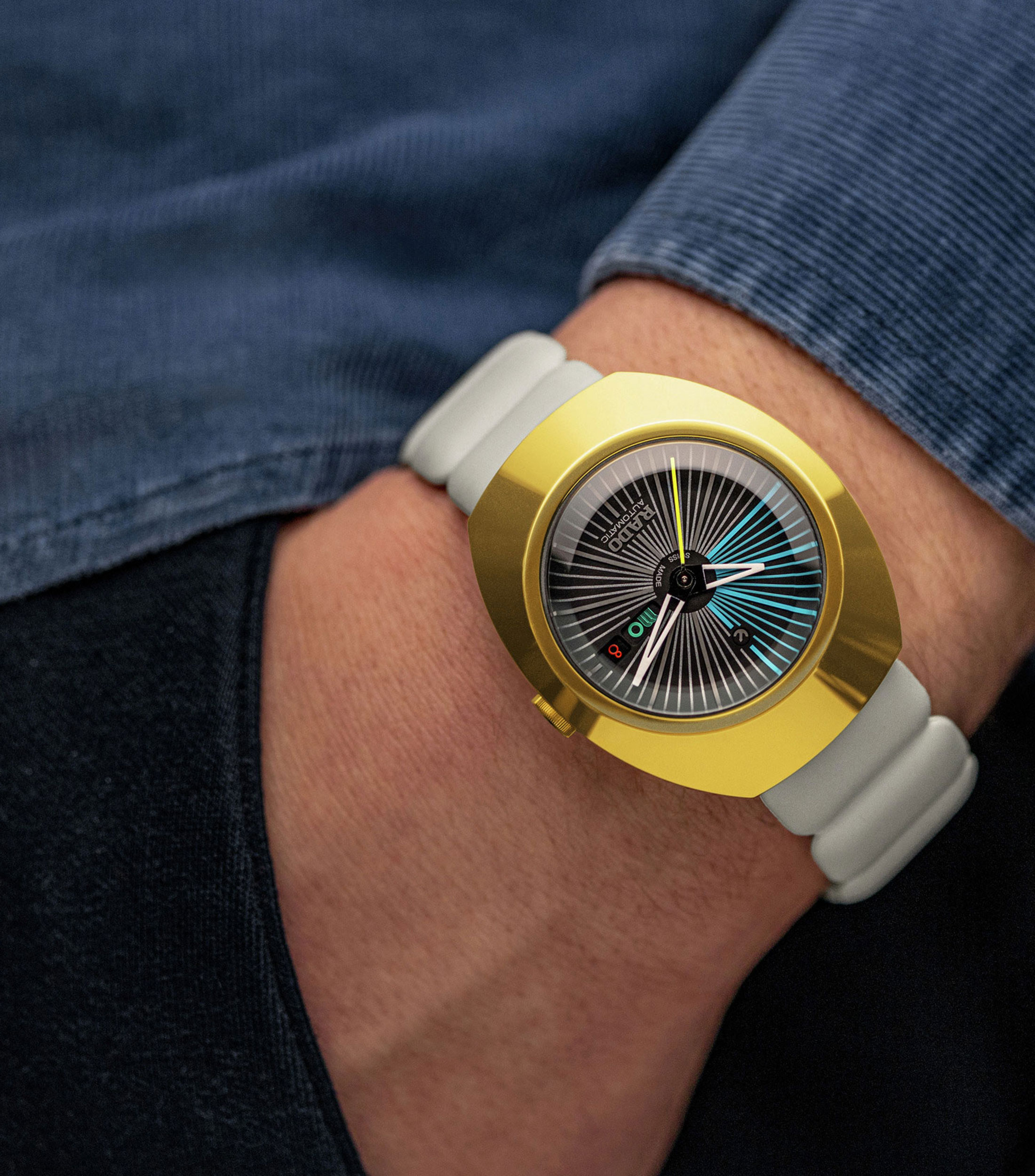 Reloj Unisex DiaStar Original Casual Dorado