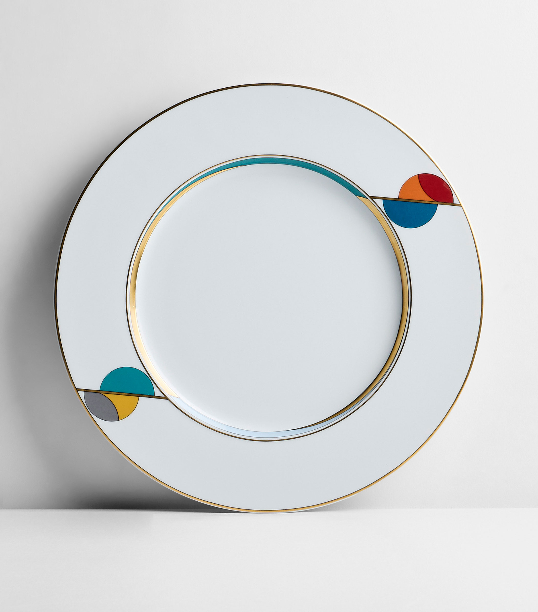 Plato llano Futurismo