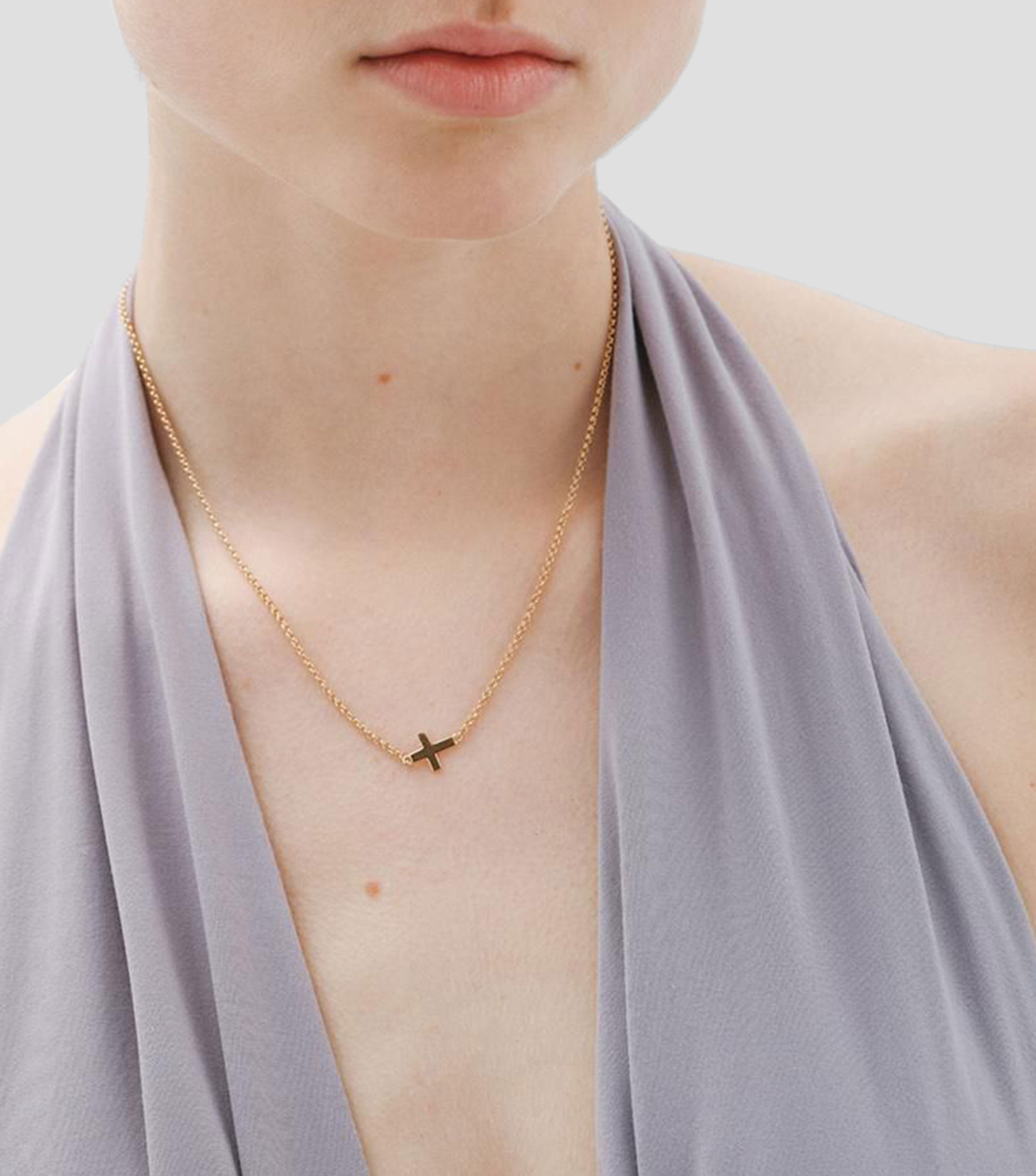 Collar en plata .925 con cruz Mujer