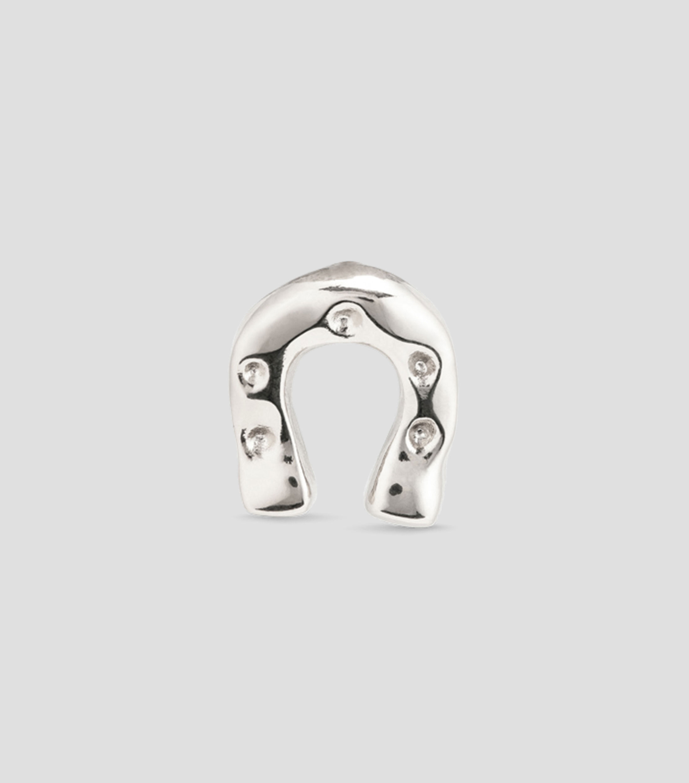 Arete en forma de herradura Mujer