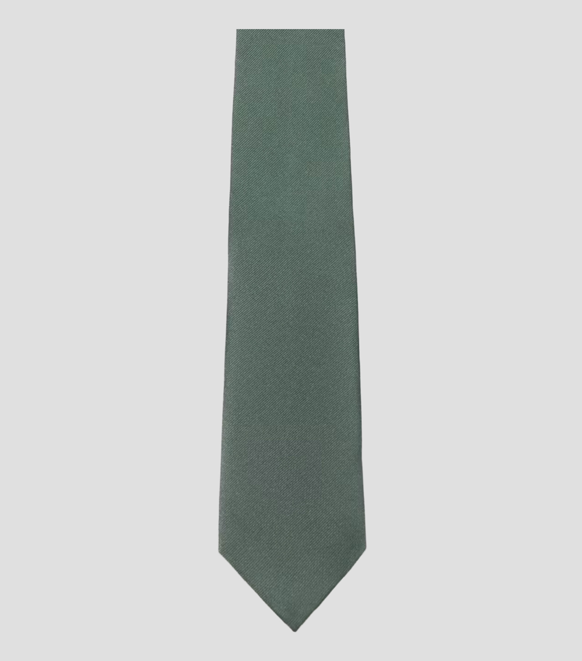 Corbata ancha de lisa