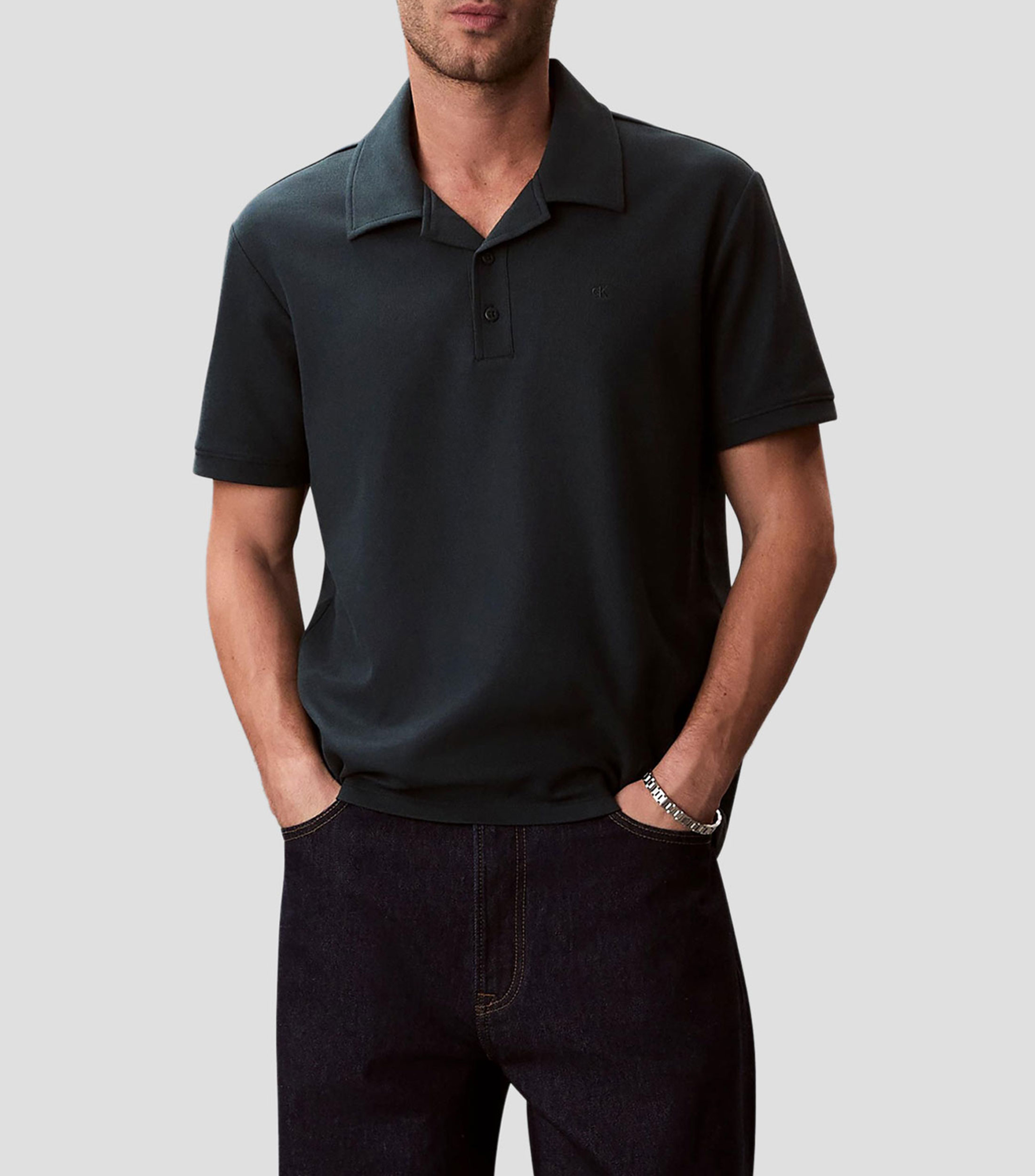 Playera tipo polo manga corta lisa Hombre