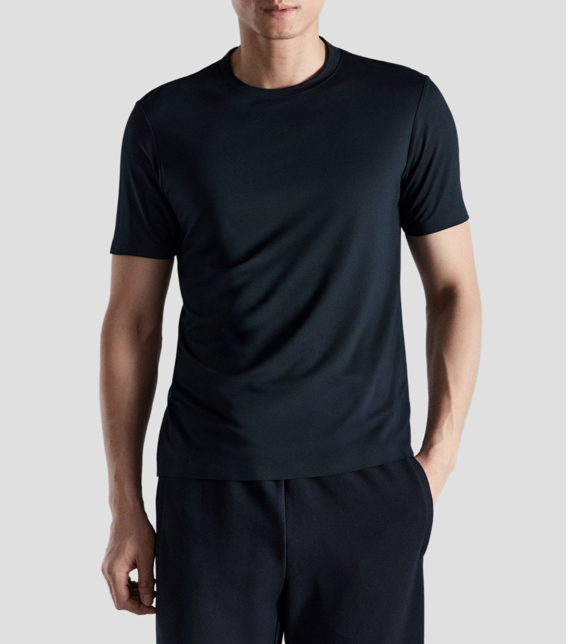 Playera cuello redondo manga corta lisa Hombre