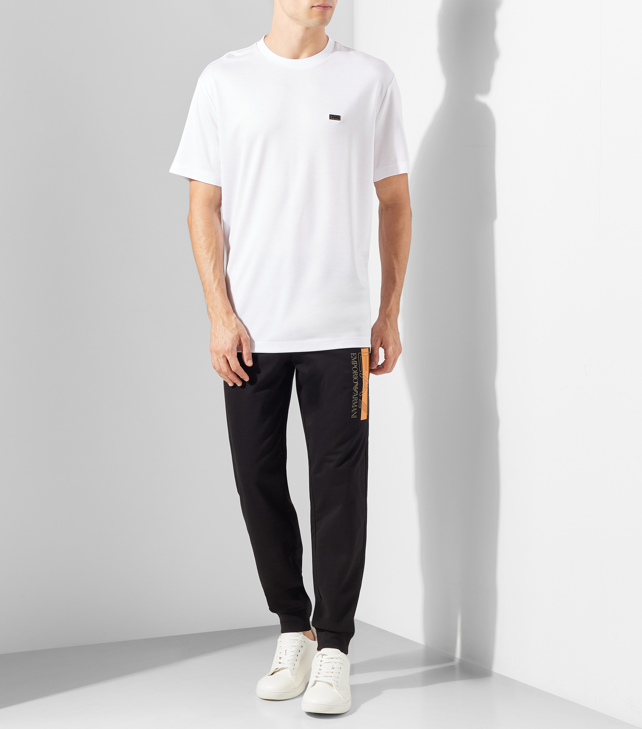 Playera cuello redondo manga corta lisa Hombre