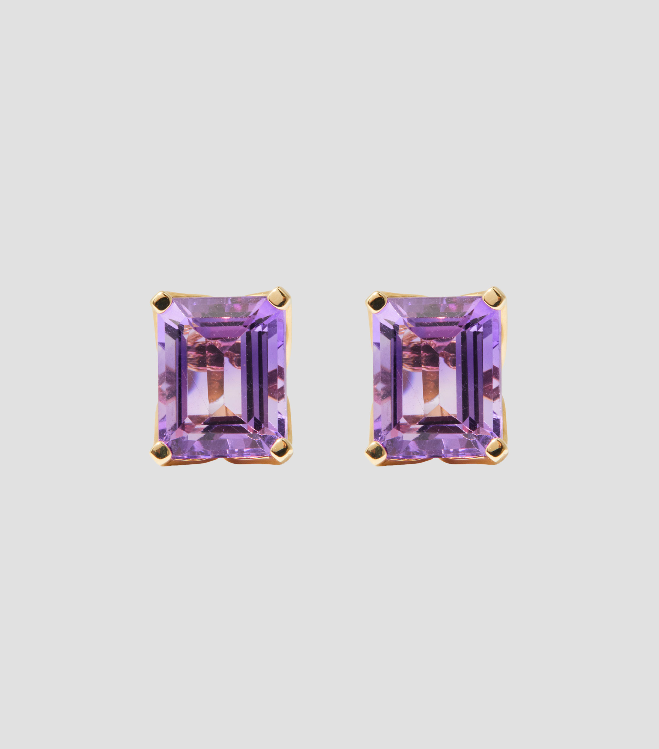 Aretes en oro de 14 kilates con amatista Mujer