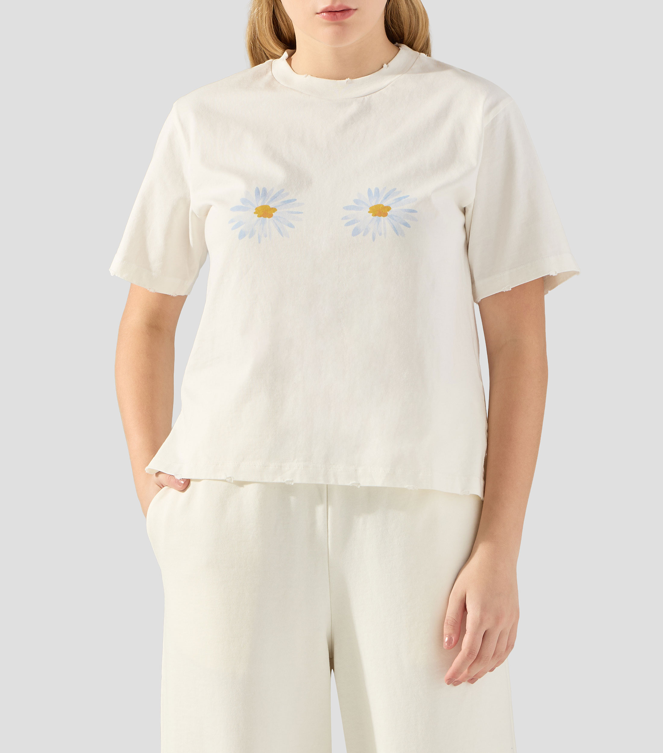Playera cuello redondo manga corta lisa Mujer