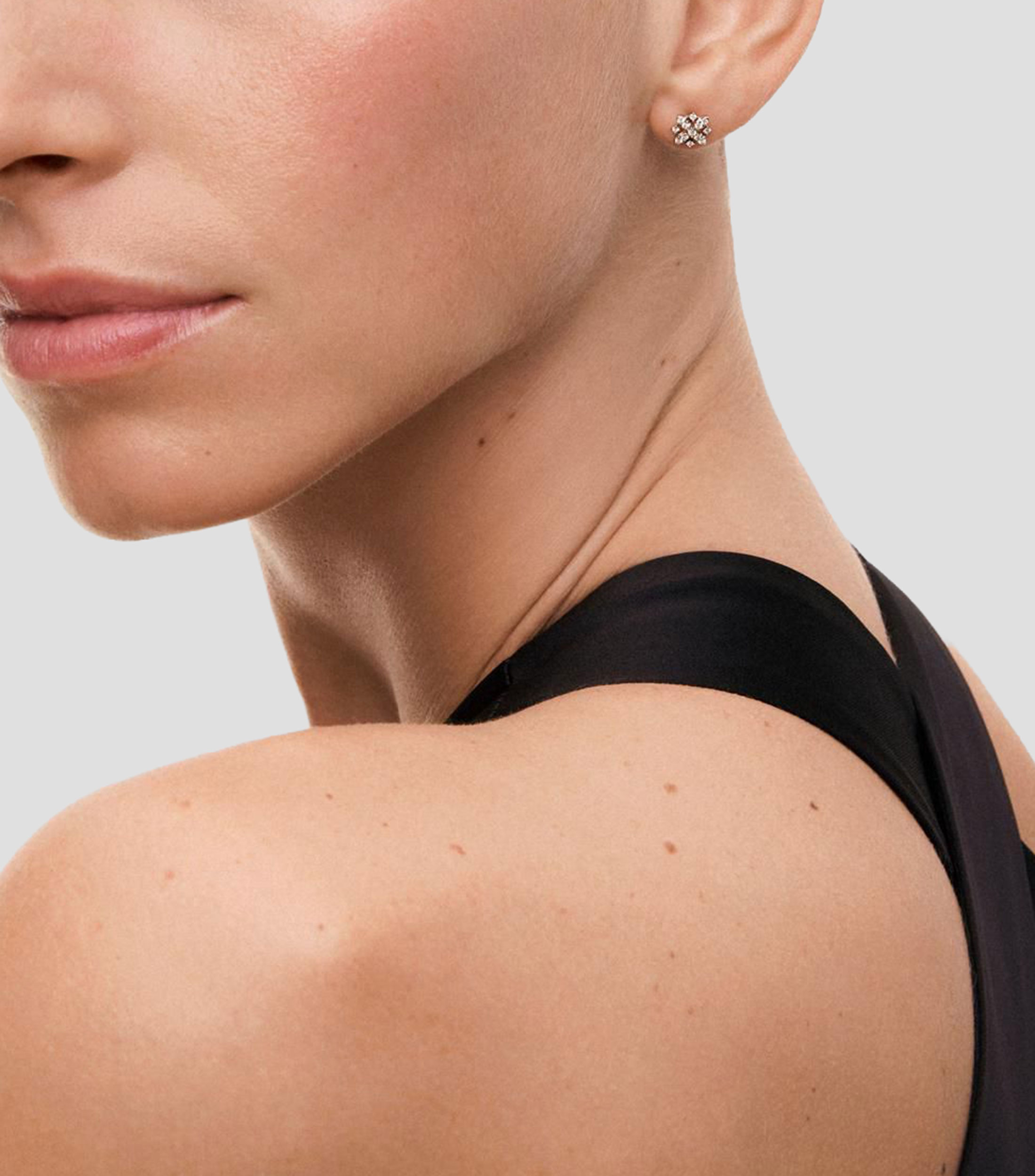 Aretes en Oro Blanco de 18 kilates con diamantes Mujer
