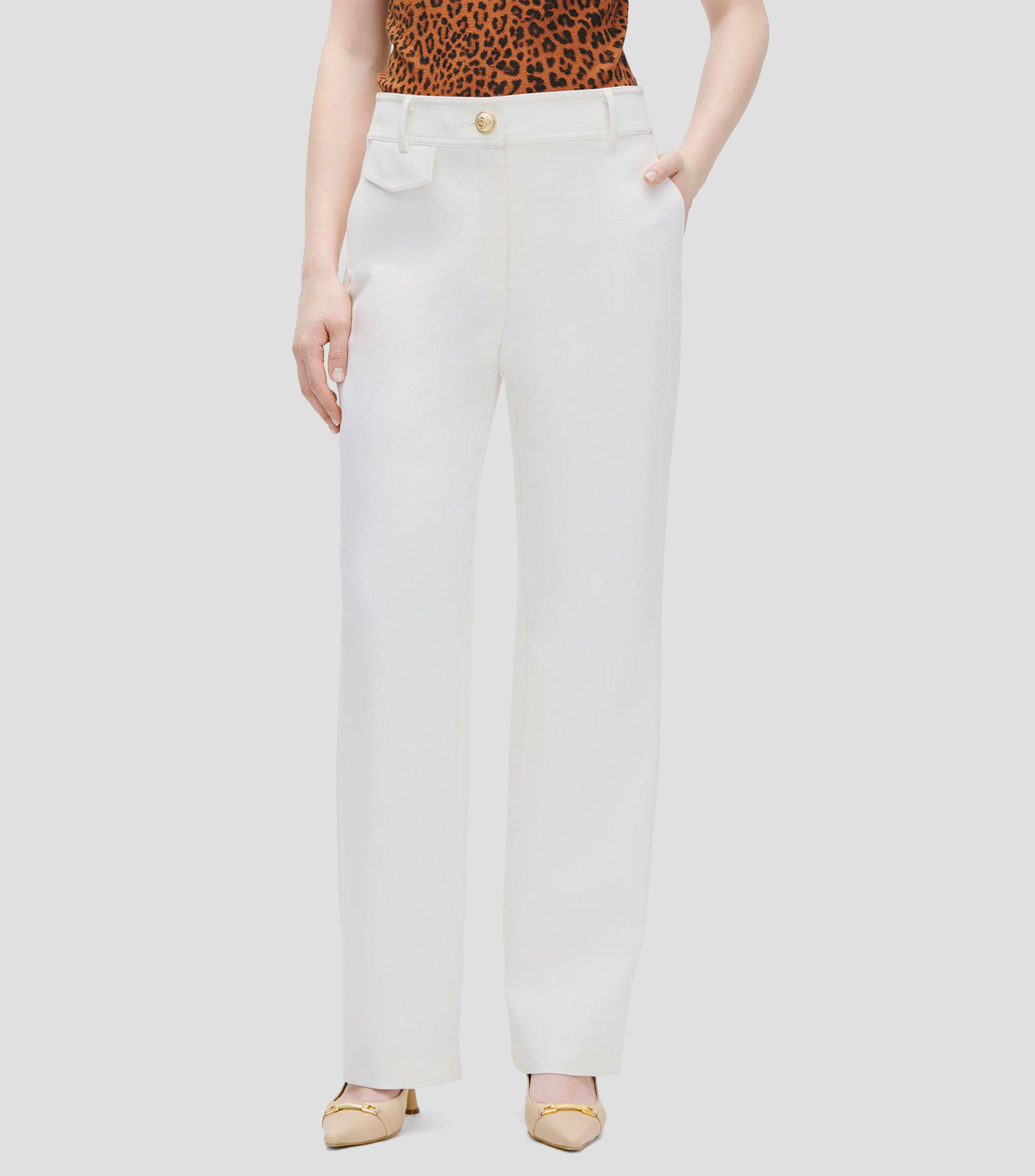 Pantalón Recto Fluido Tiro Alto Natural Pespuntes Marcados Cartera Simulada Mujer
