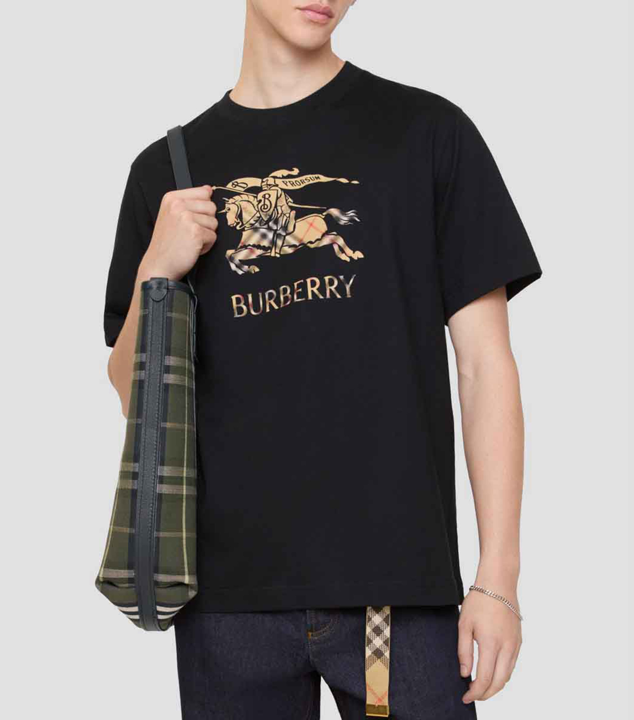 Playera cuello redondo manga corta estampada Hombre