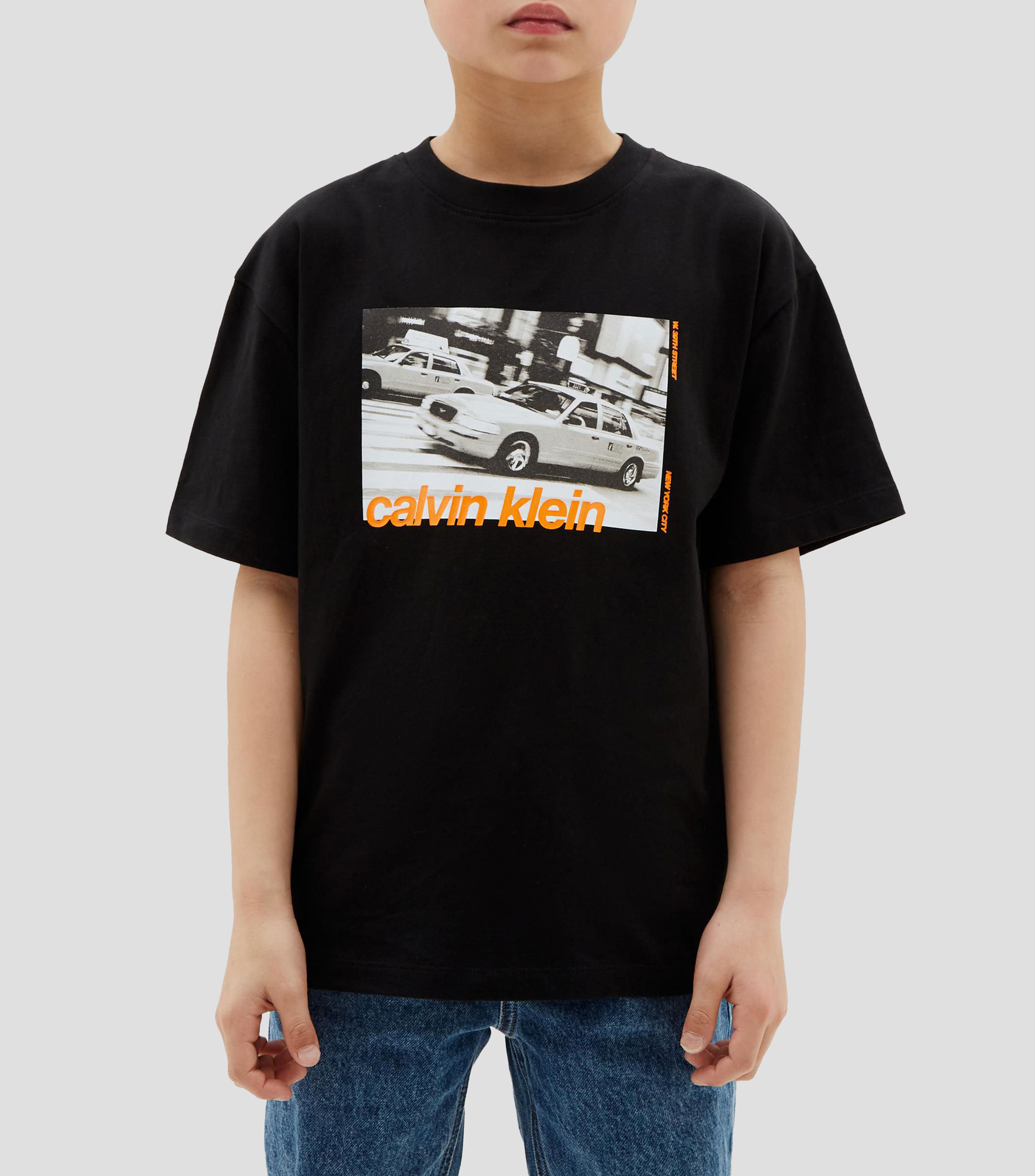 Playera cuello redondo manga corta estampada Niño