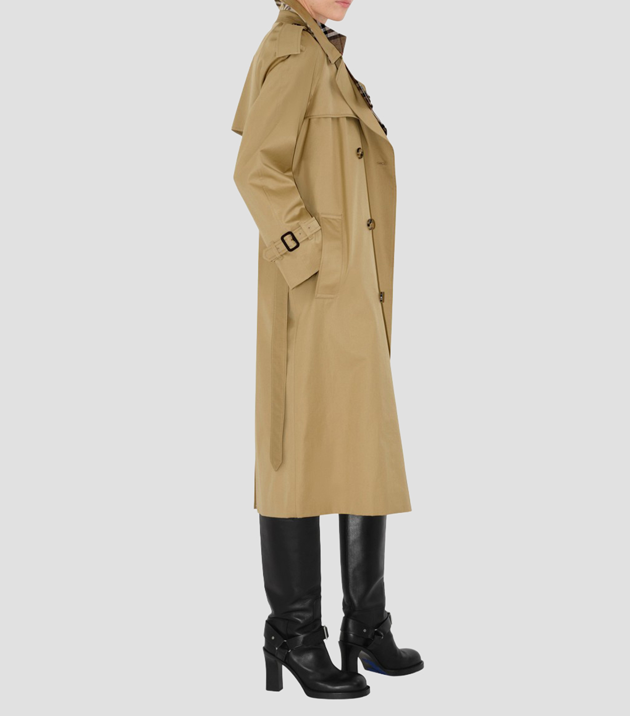 Gabardina larga estilo trench coat con botones y cinta Mujer