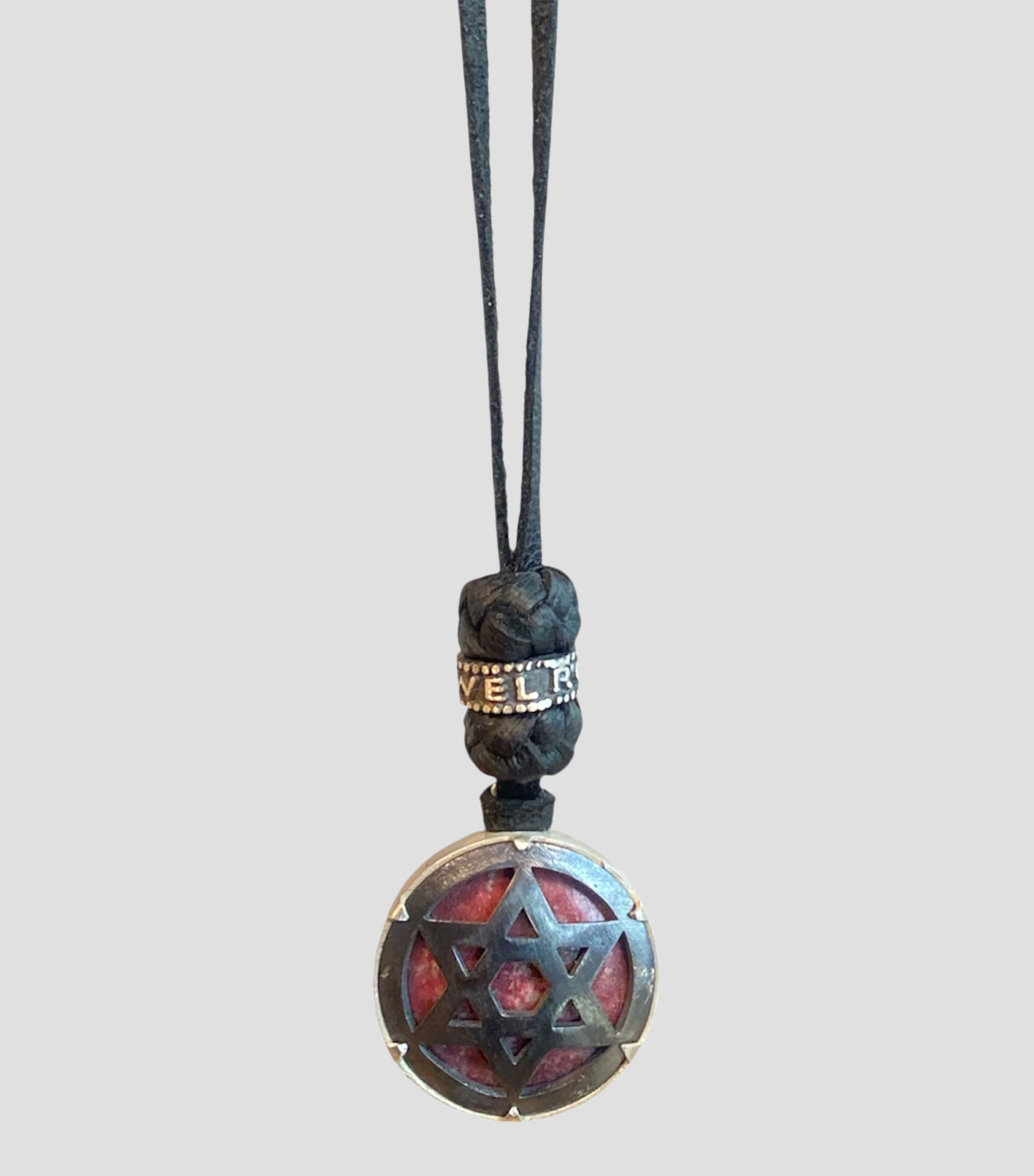 Collar 3-D Star Dark Fire con agata Hombre