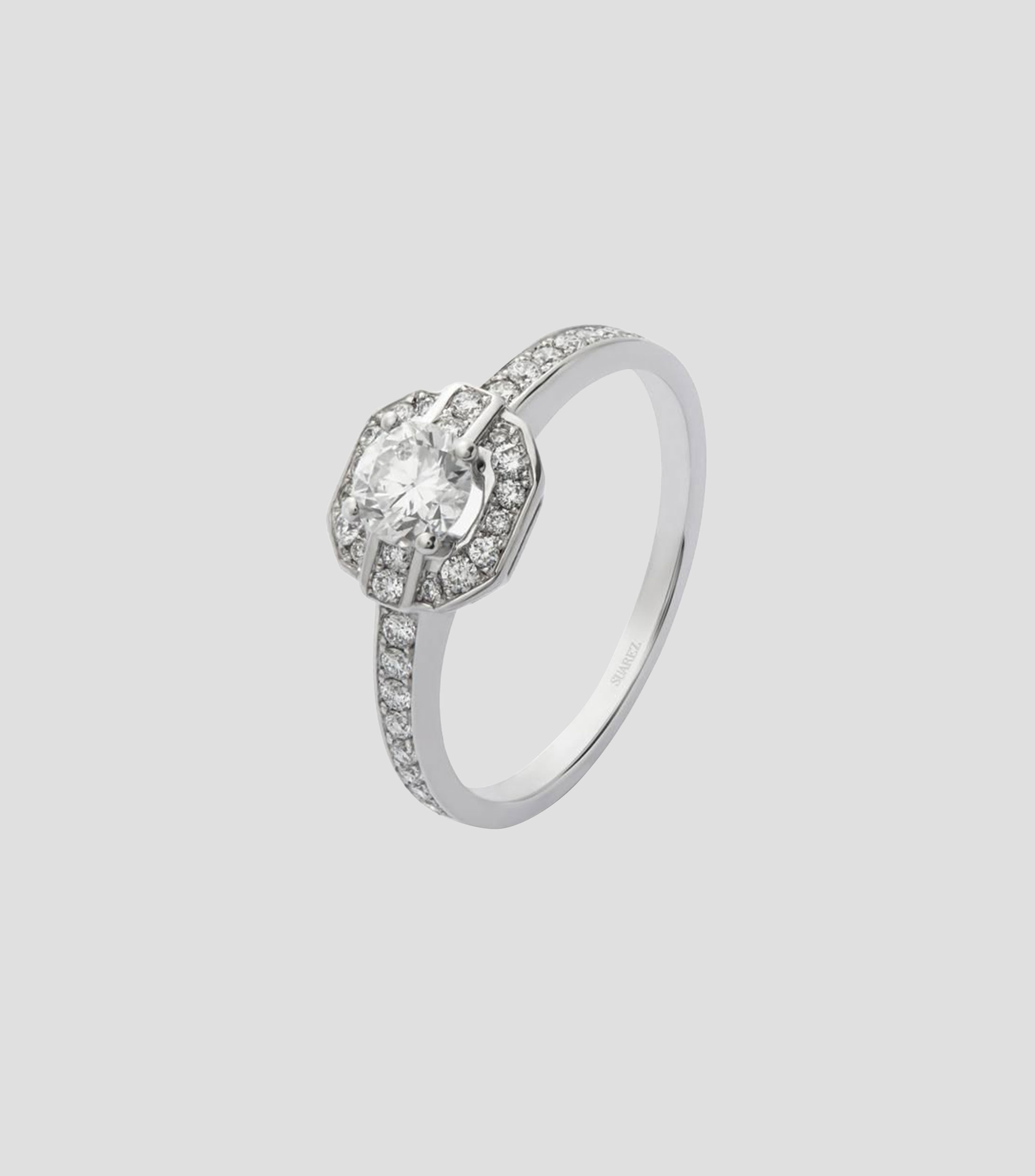 Anillo en Oro blanco de 18 Kilates con diamantes Mujer