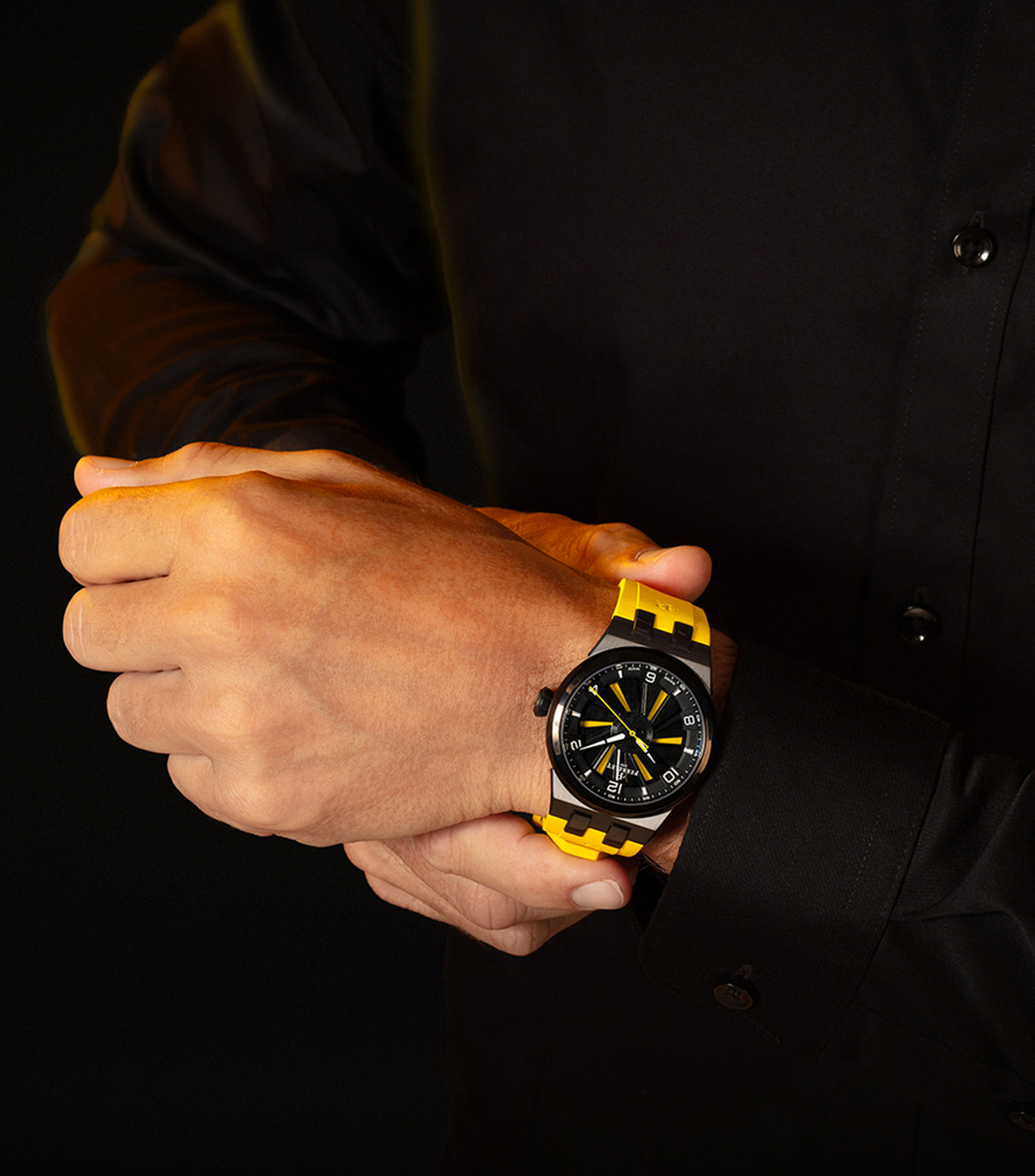 Reloj para Hombre Turbine Titanium 41 Casual Negro, amarillo
