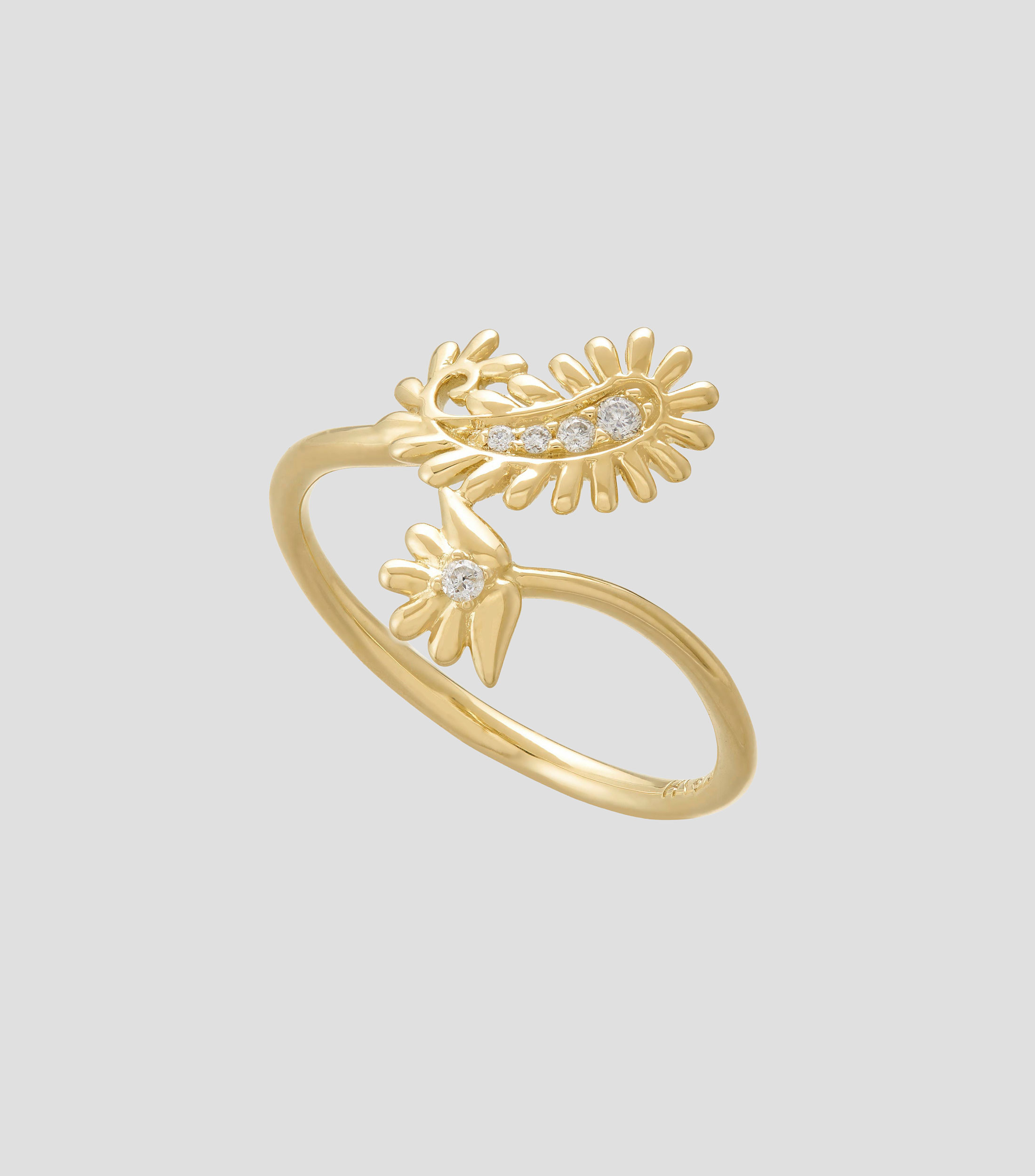 Anillo en oro amarillo 18 Kilates con diamantes Mujer