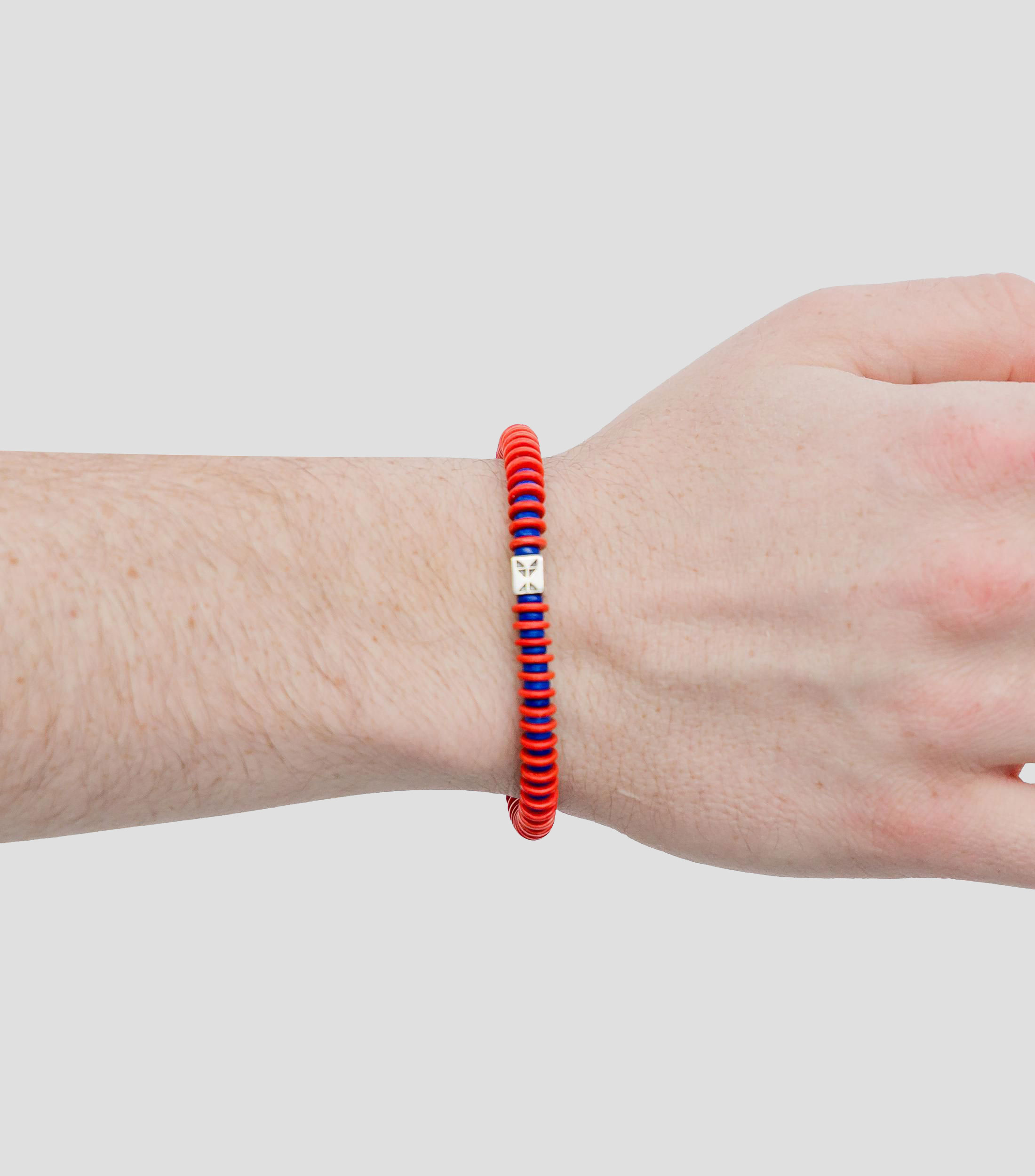 Pulsera en plata 925 roja y azul con cuentas de disco Hombre