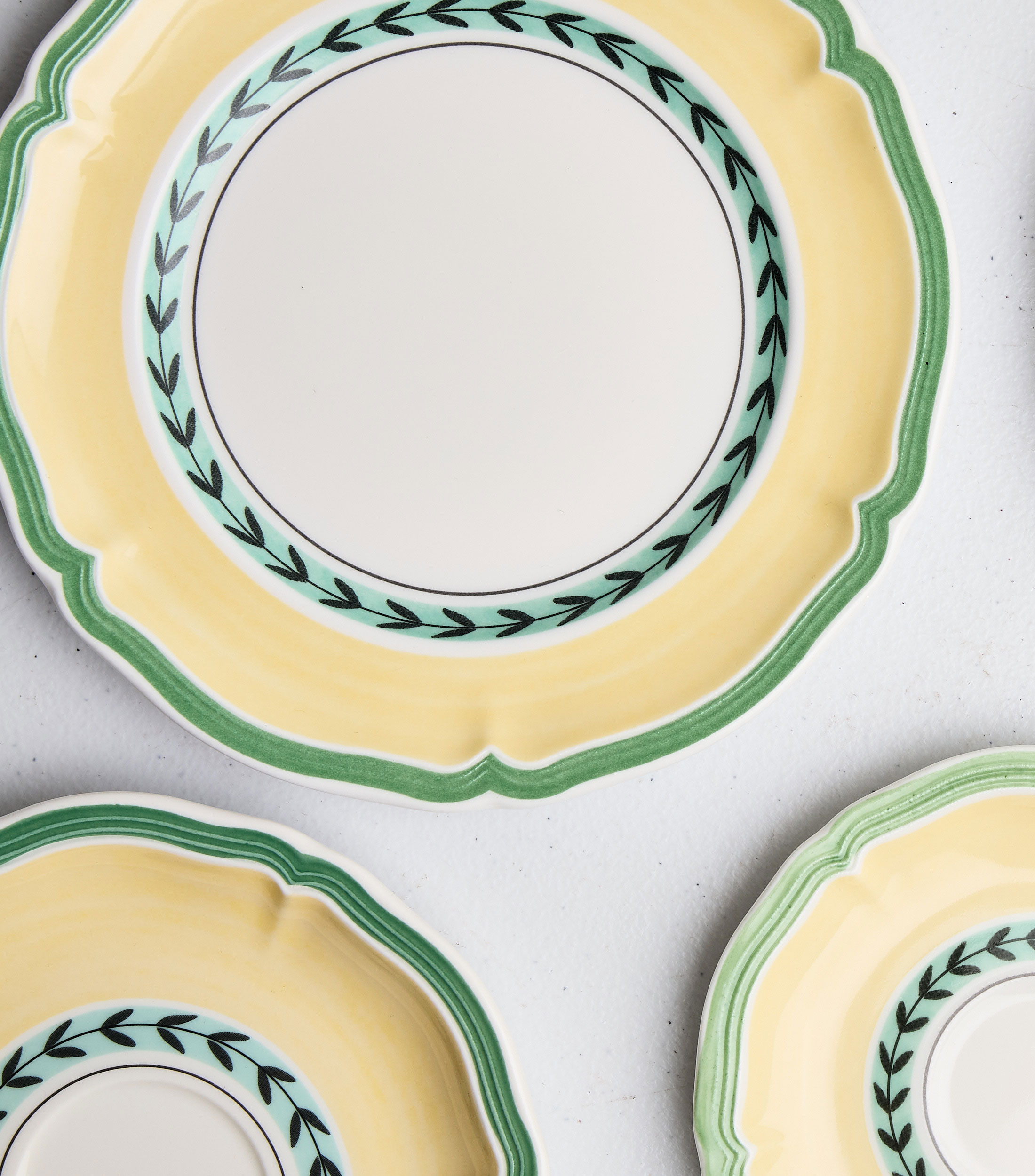 Plato para Pan French Garden Valence con hojas