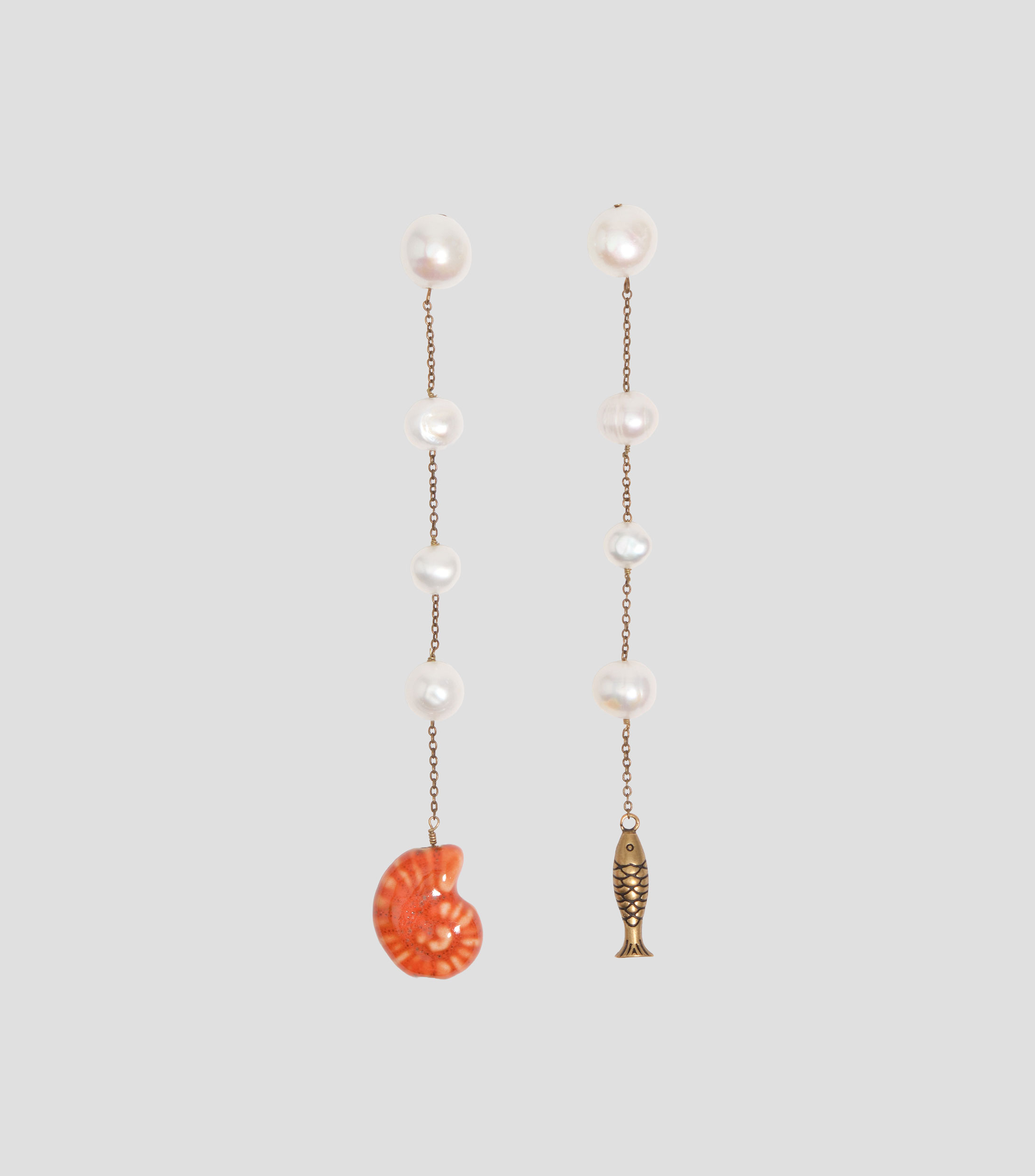 Pendientes perlas con pez y caracola cerámica Mujer