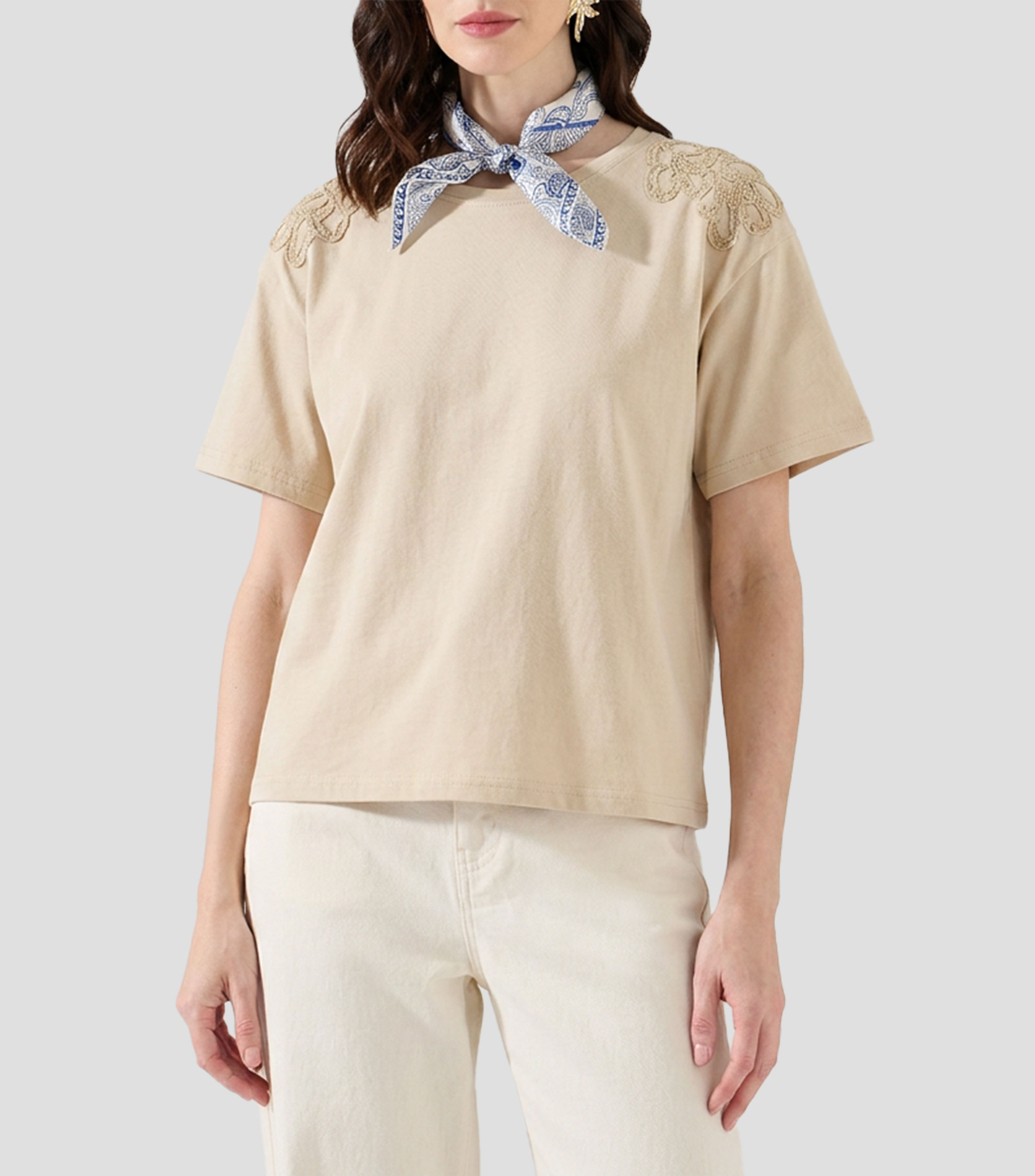 Playera cuello redondo manga corta lisa Mujer