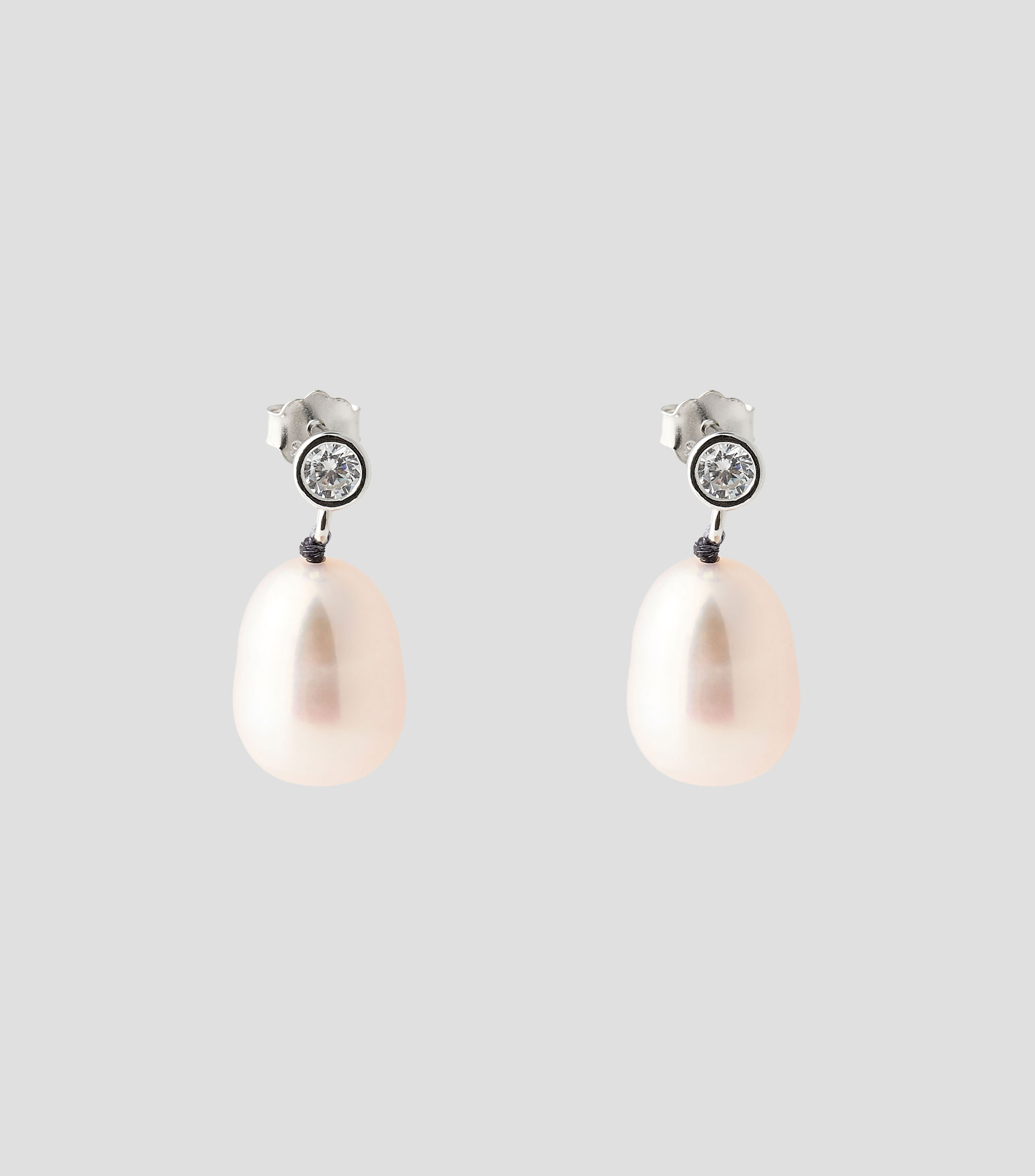Aretes con perla Mujer