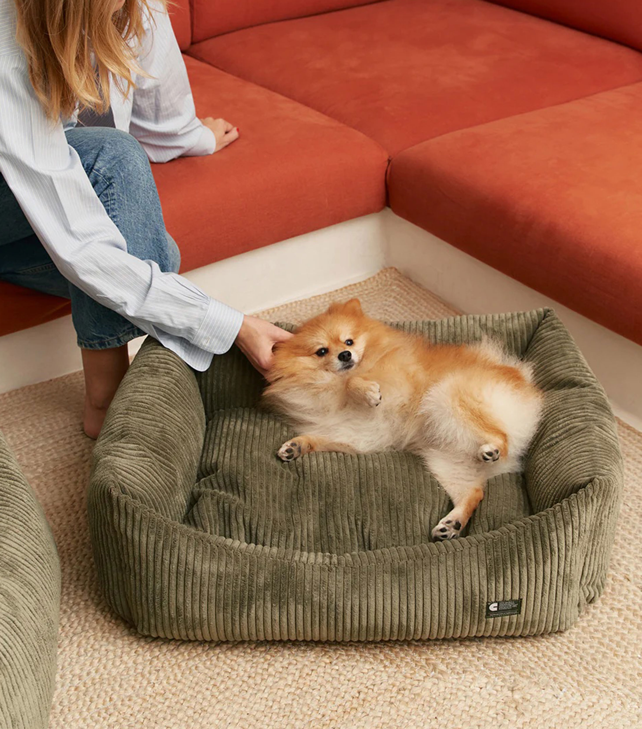 Cama para mascota L Snozy pana verde