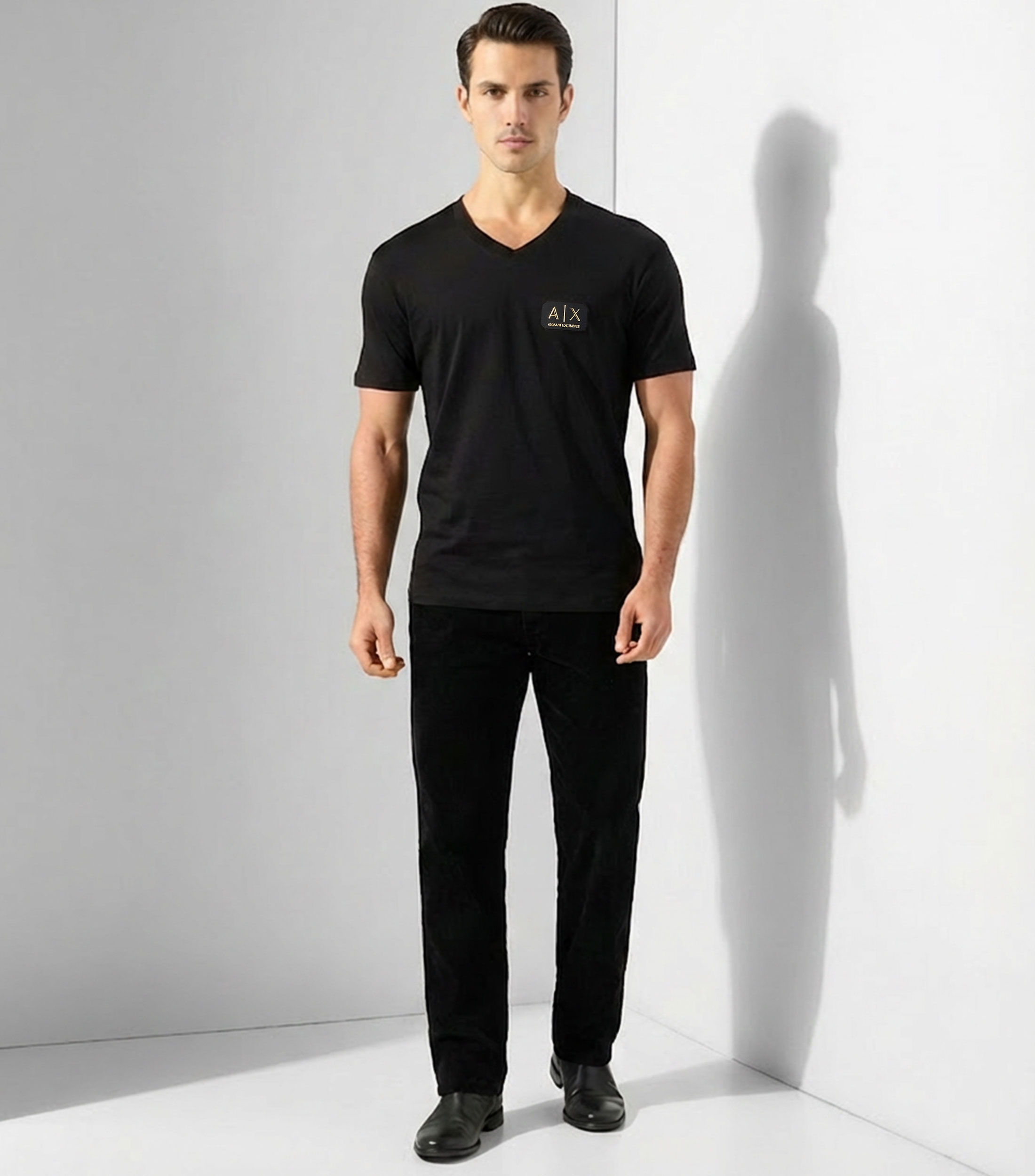 Playera cuello V manga corta lisa Hombre