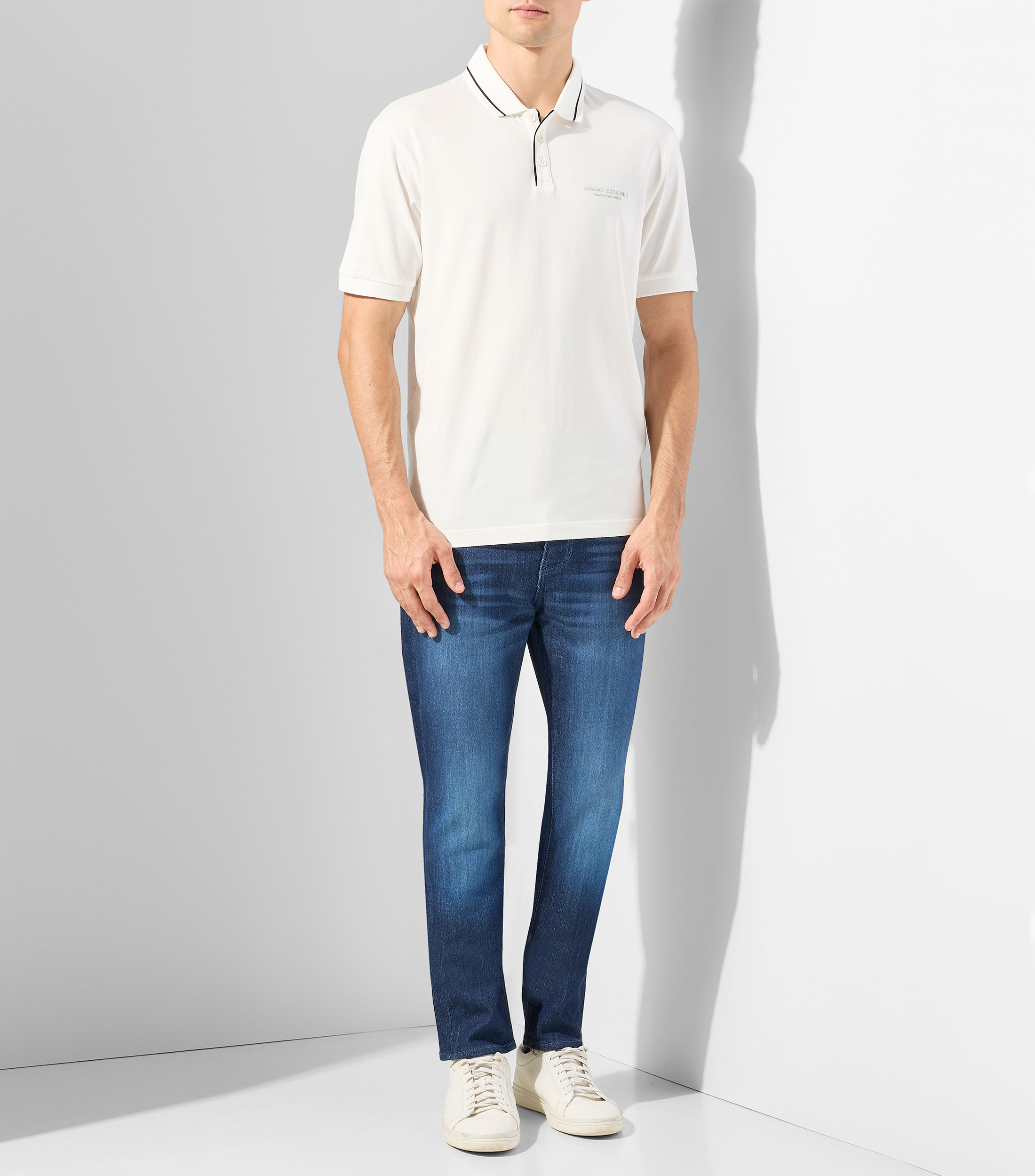Playera tipo polo de manga corta lisa Hombre