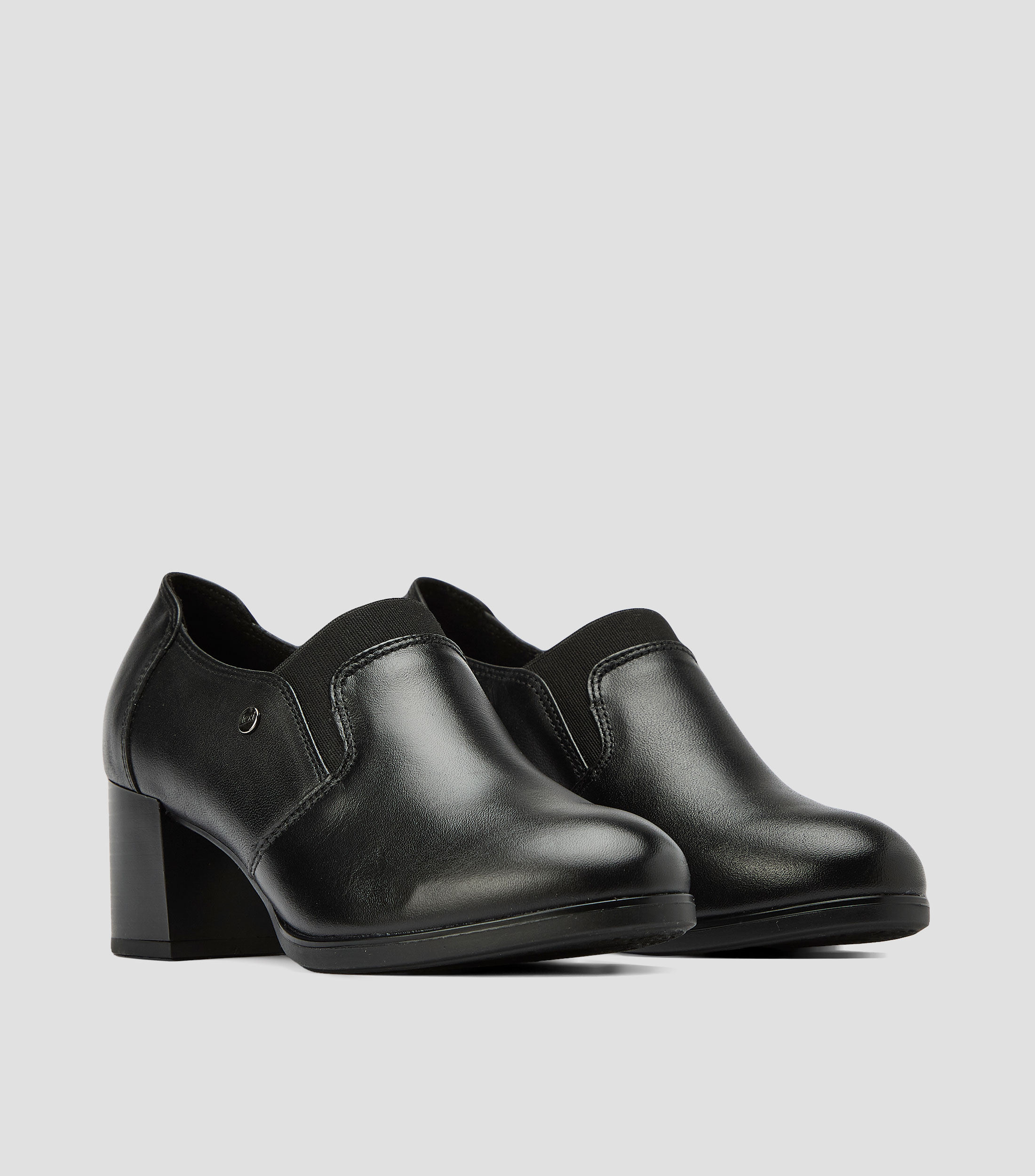 Zapatillas Slip on Mercedes con tacon bajo cuadrado Mujer